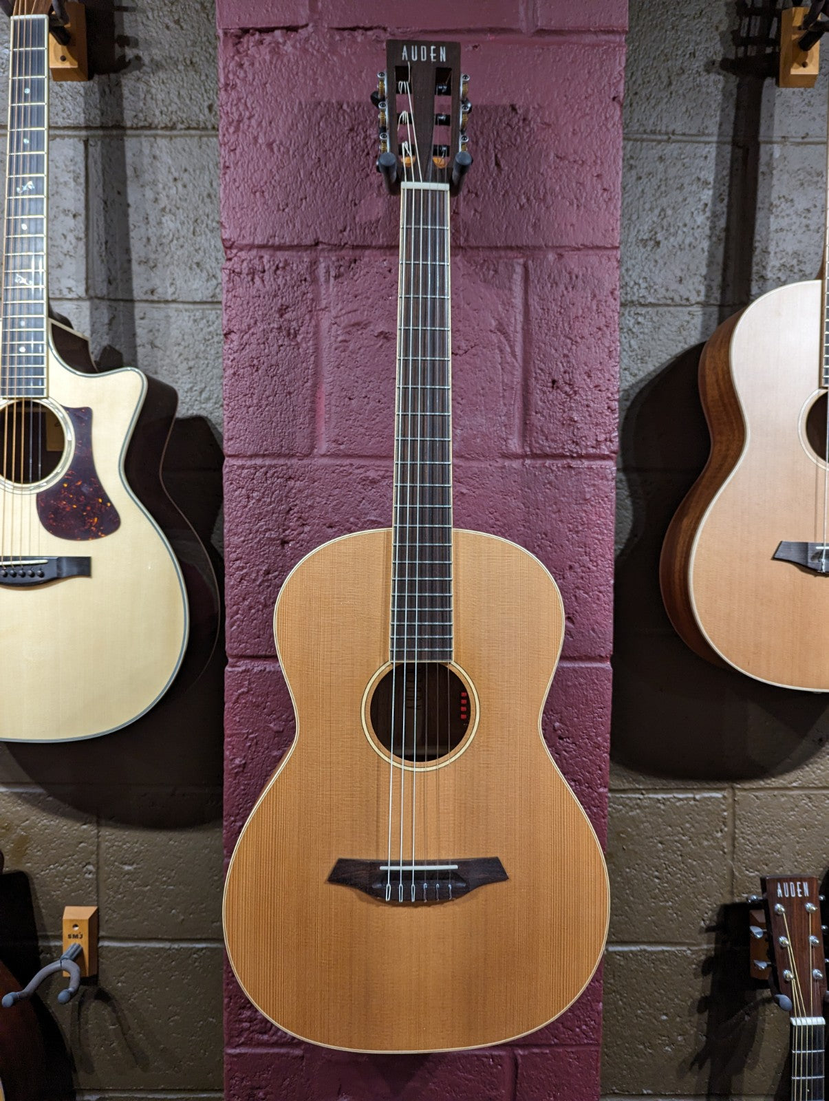 Auden York electro acoustic (Used), Electro Acoustic Guitar for sale at Richards Guitars.