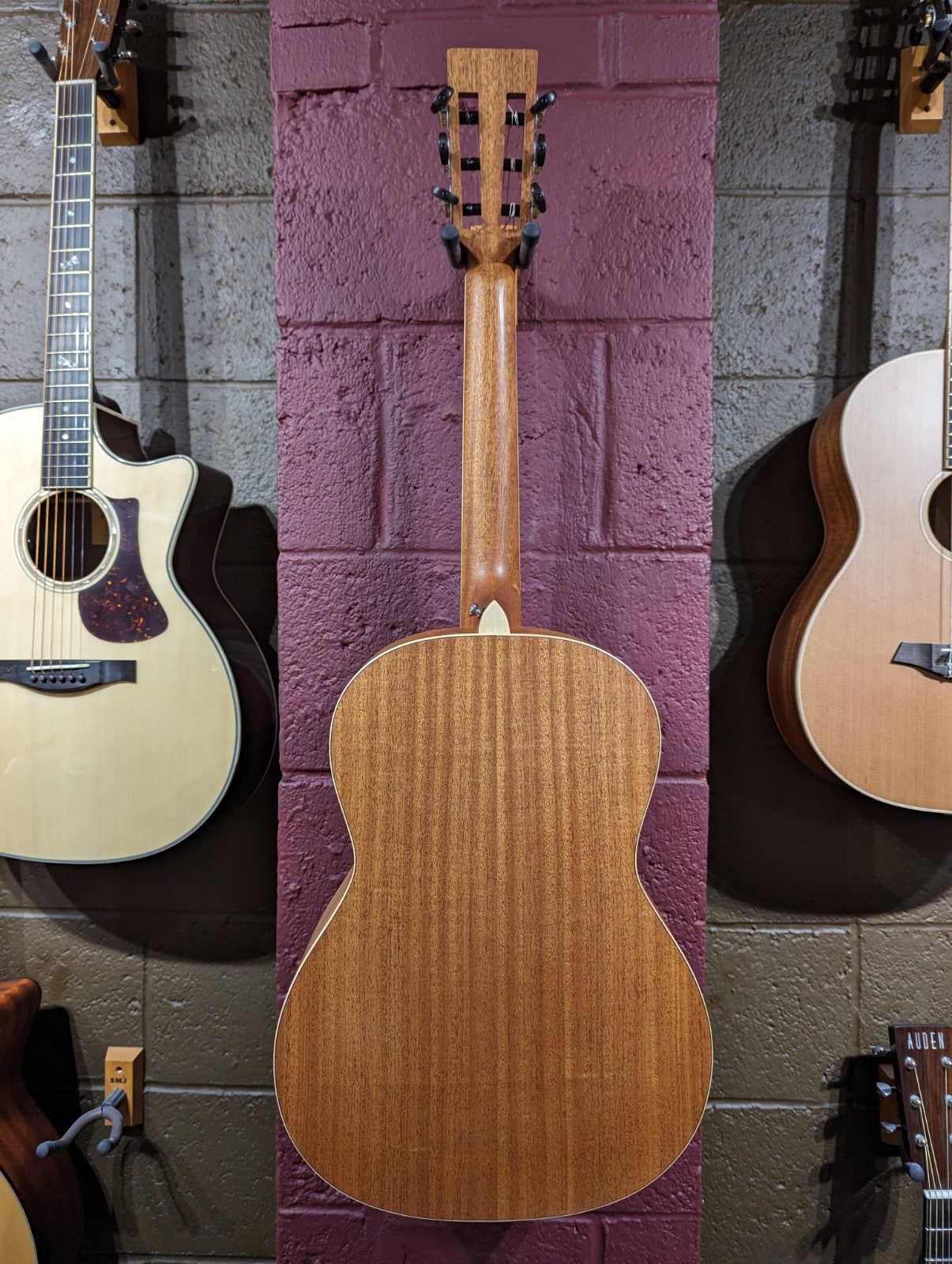 Auden York electro acoustic (Used), Electro Acoustic Guitar for sale at Richards Guitars.