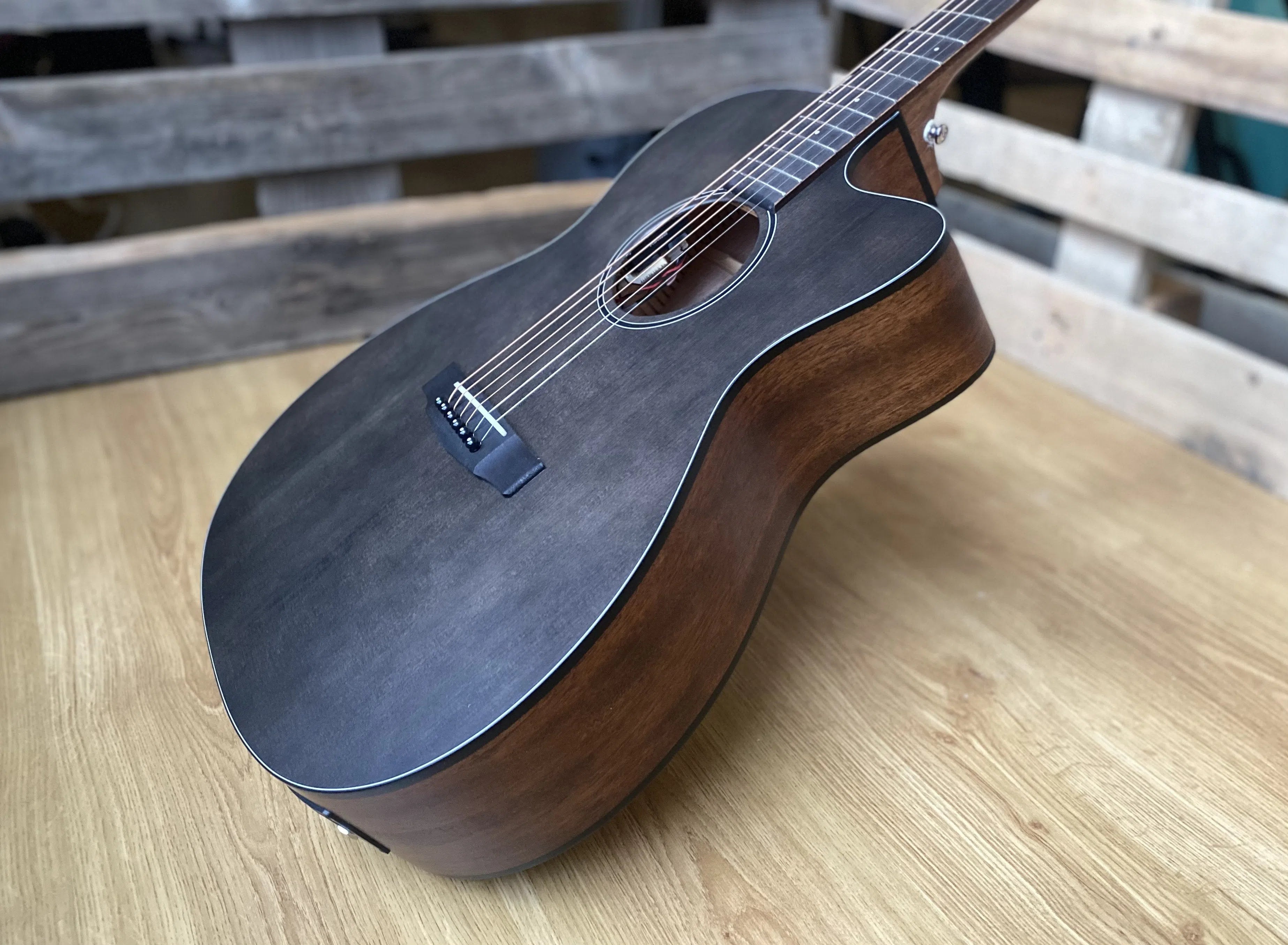 Cort Core-OC Spruce / Mahogany All Solid Wood Electro Acoustic Guitar, Electro Acoustic Guitar for sale at Richards Guitars.