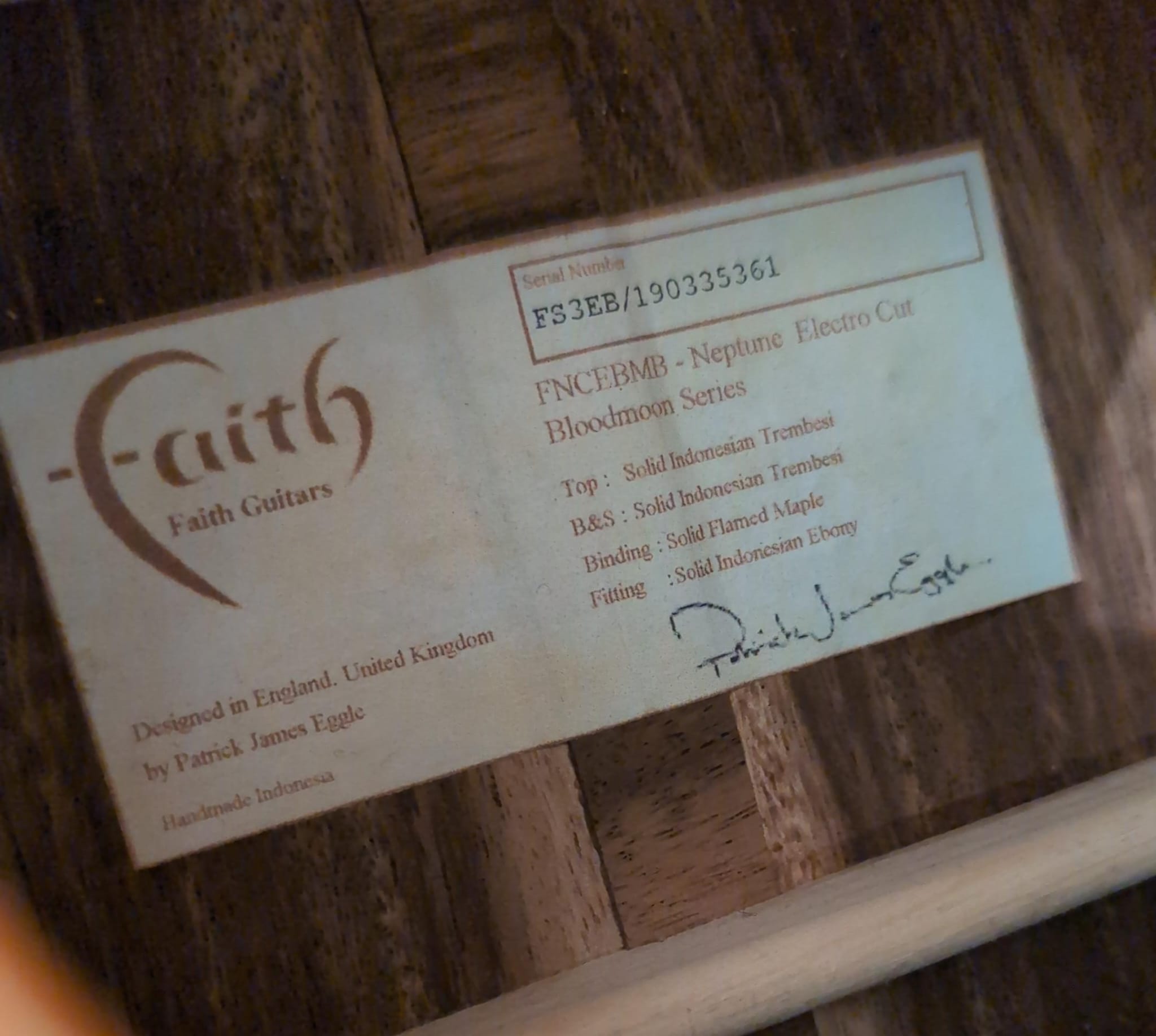 Faith FNCEBMB (B-stock/Damaged) - Richards Guitars Of Stratford Upon Avon