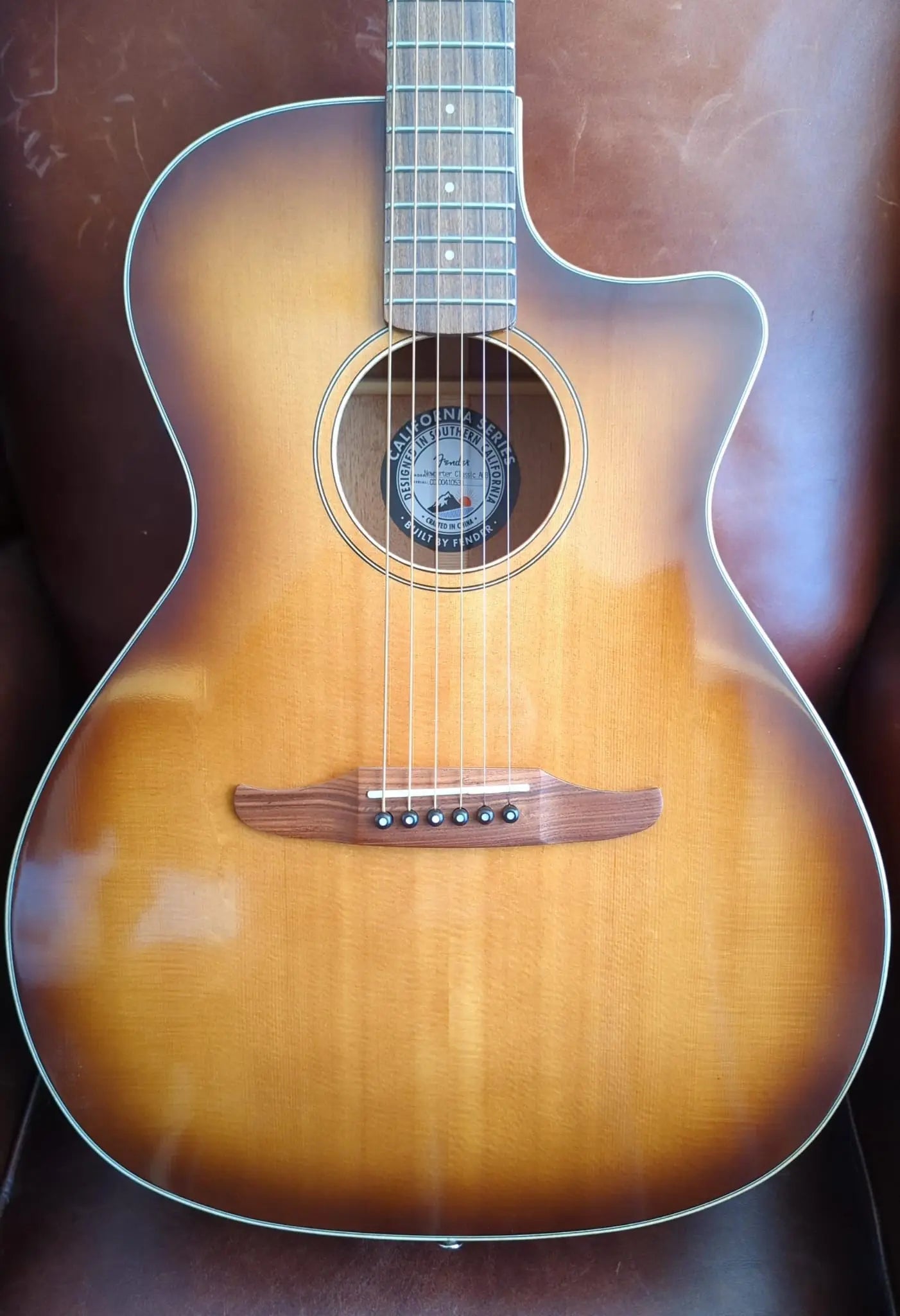 Fender California Series Newporter Classic ACB ElectroAcoustic (used)