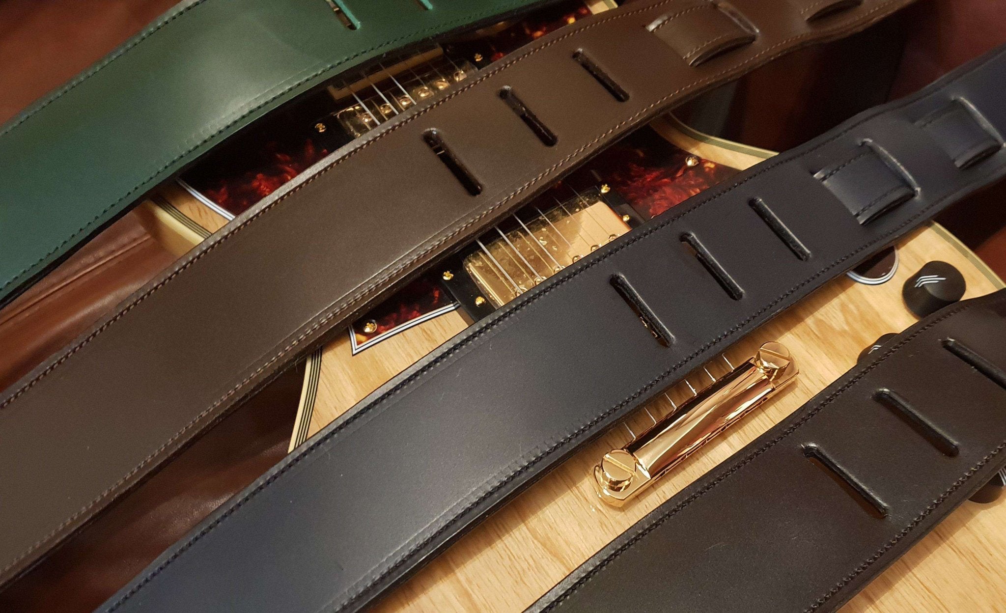 FREE Strap & Straplock INSTALLATION - Richards Guitars Of Stratford Upon Avon