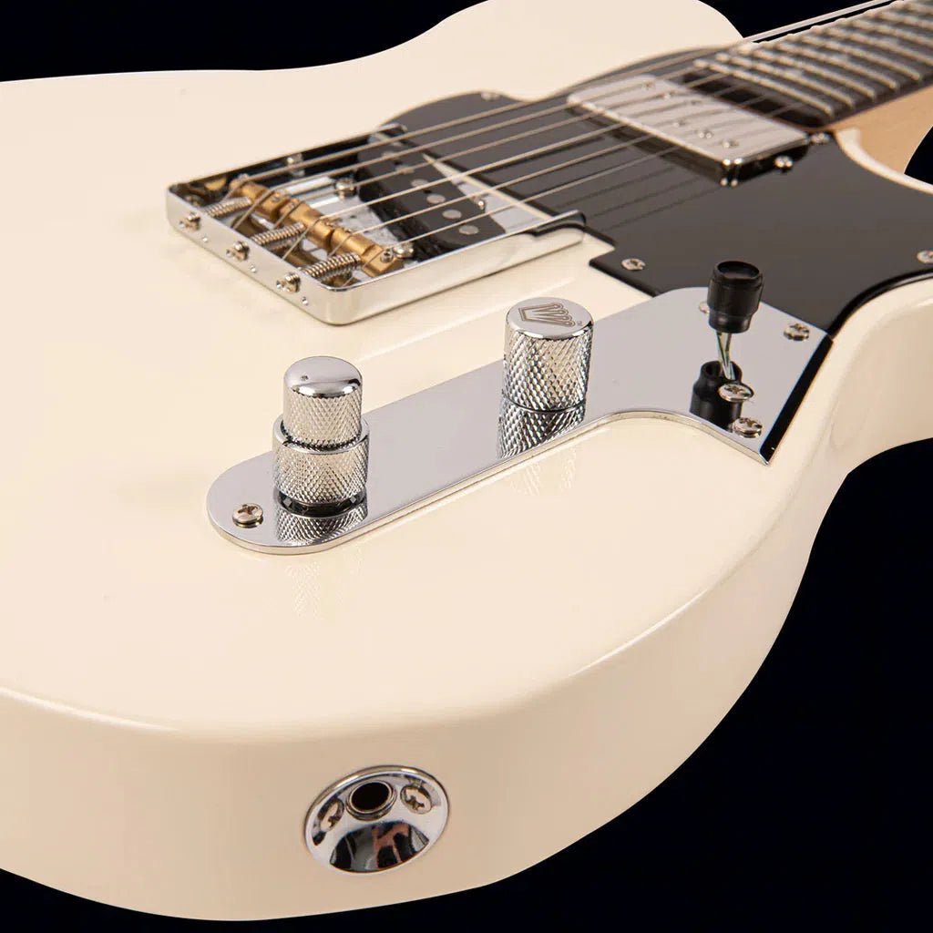 FRET KING COUNTRY SQUIRE CLASSIC - VINTAGE WHITE (Includes Our £85 Pro Setup Free) - Richards Guitars Of Stratford Upon Avon