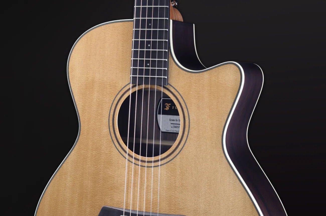 Furch Green Gc TRa 2026 Solid Torrified Sitka Spruce w' Solid Rosewood Back & Sides - Richards Guitars Of Stratford Upon Avon