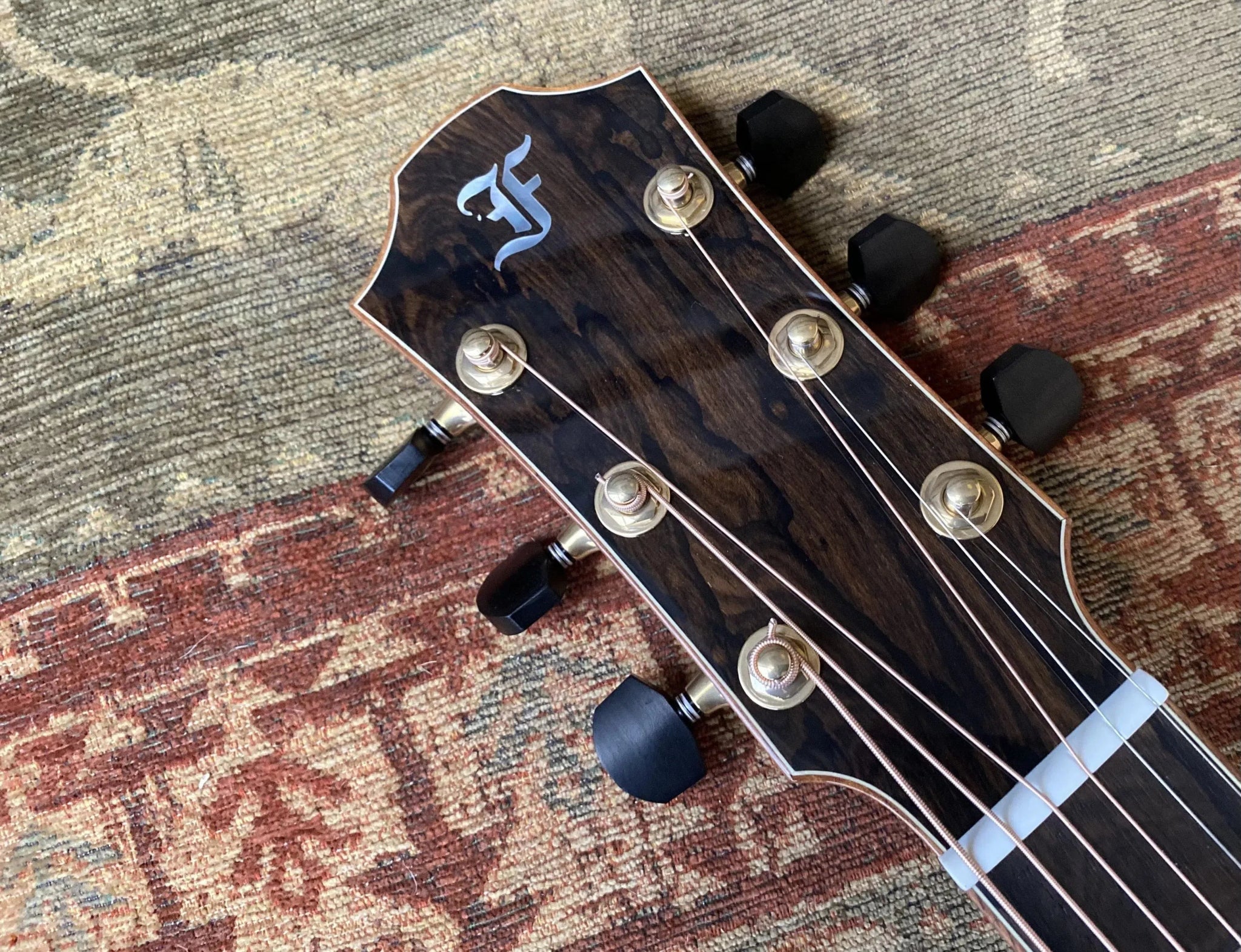 Furch Red Deluxe Gc SR with Duo Bevel Master Grade Spruce/Rosewood (2025 CNR Active Upgrade Model) - Richards Guitars Of Stratford Upon Avon
