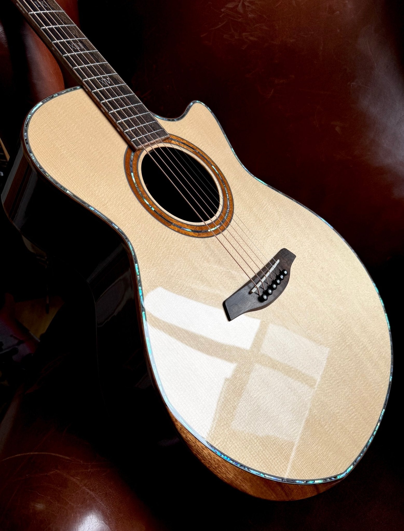 Furch Red Deluxe Gc SR with Duo Bevel Master Grade Spruce/Rosewood (2025 CNR Active Upgrade Model) - Richards Guitars Of Stratford Upon Avon