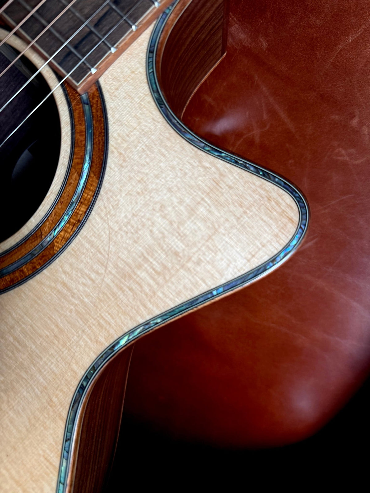 Furch Red Deluxe Gc SR with Duo Bevel Master Grade Spruce/Rosewood (2026 CNR Active Upgrade Model) - Richards Guitars Of Stratford Upon Avon