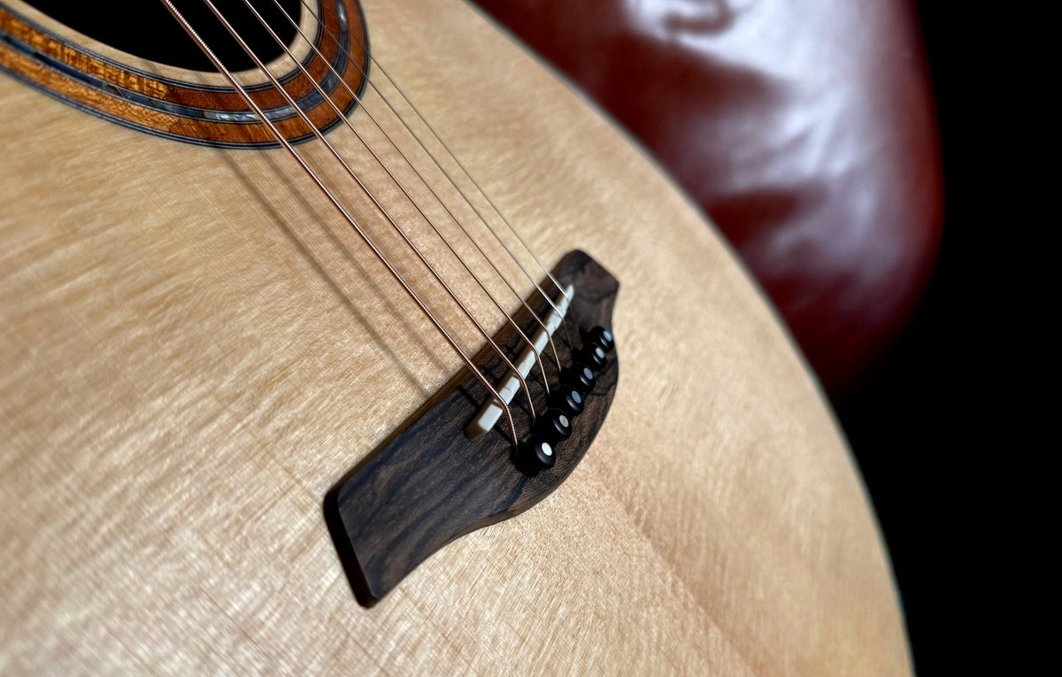 Furch Red Deluxe Gc SR with Duo Bevel Master Grade Spruce/Rosewood (2026 CNR Active Upgrade Model) - Richards Guitars Of Stratford Upon Avon