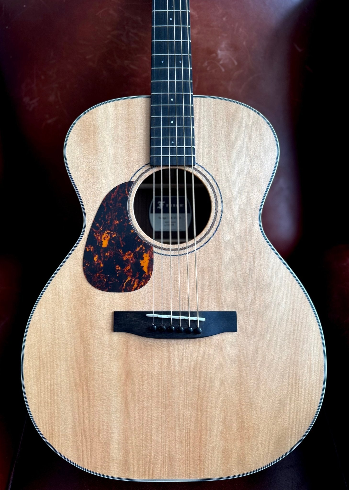Furch Vintage 1 OM-SR a LEFT HANDED with CNR Active System (Used) - Richards Guitars Of Stratford Upon Avon