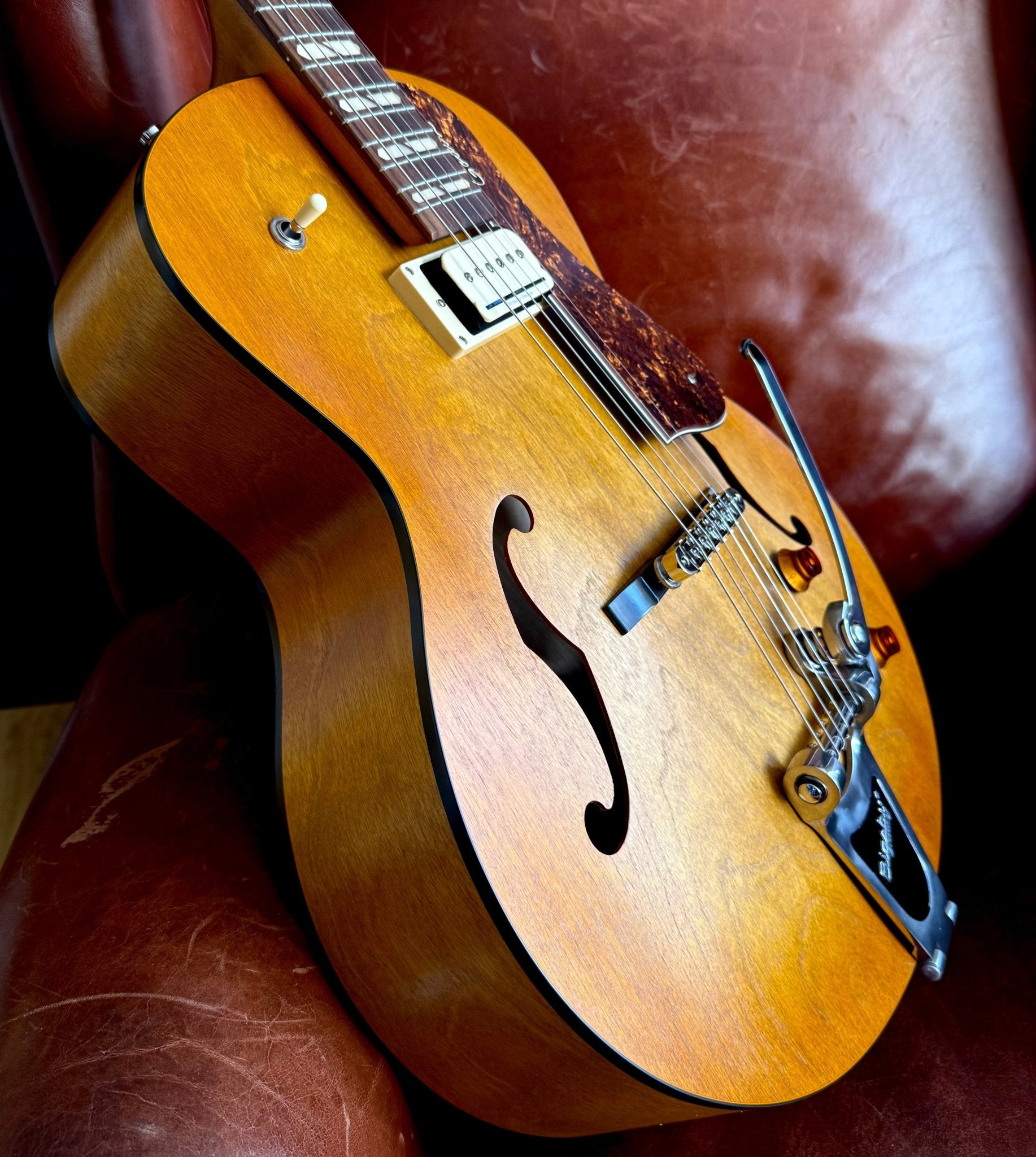 Godin 5th Avenue Jumbo P - Rail Semi - Acoustic Guitar ~ Harvest Gold - Richards Guitars Of Stratford Upon Avon