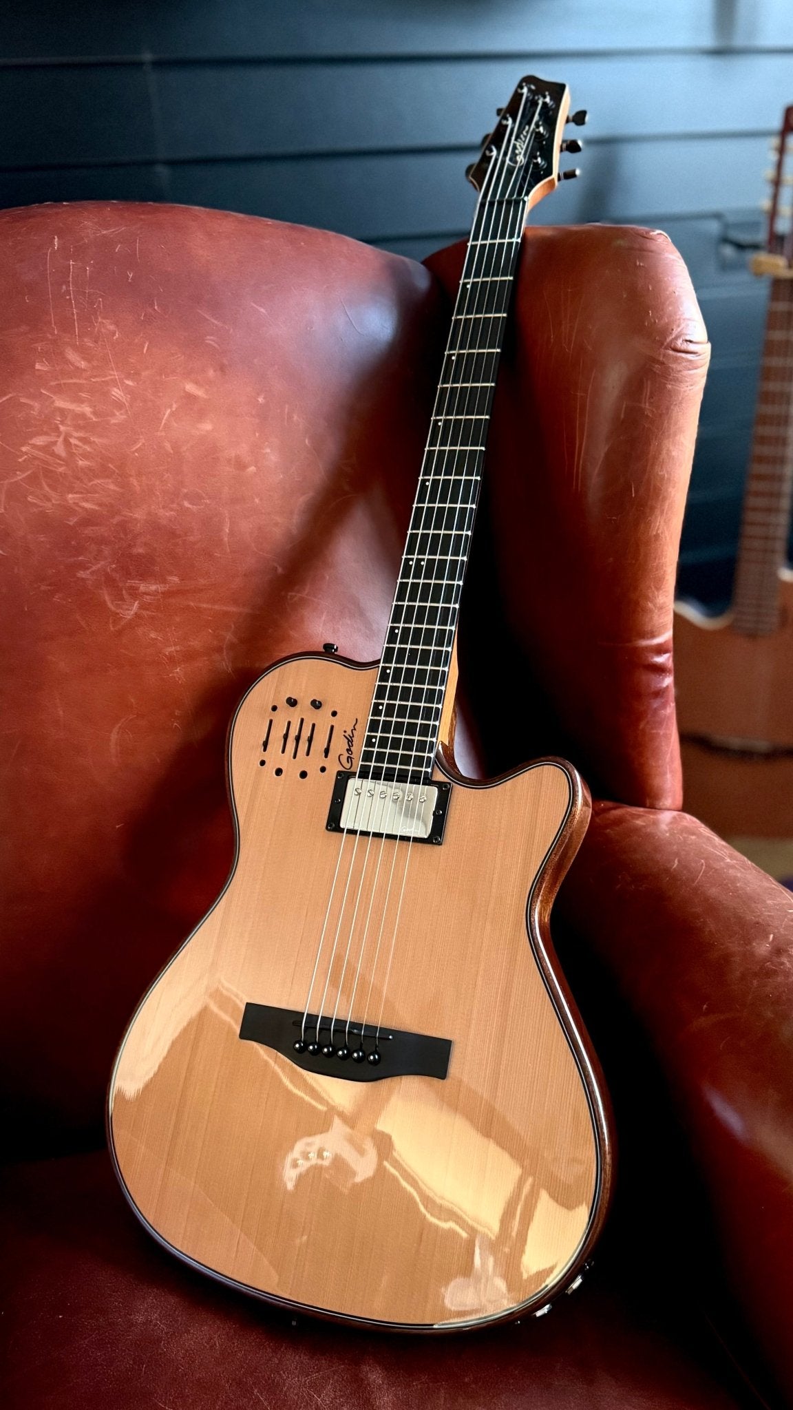 Godin A6 Ultra Deluxe Electic / Electro Acoustic Hybrid Guitar - Richards Guitars Of Stratford Upon Avon