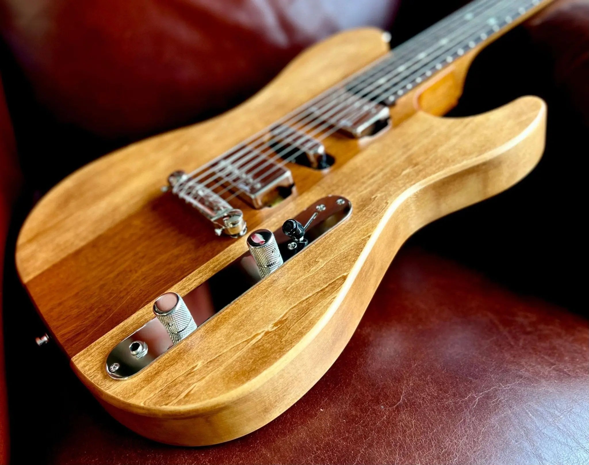Godin Radium Electric Guitar, Winchester Brown, RGuitars - Godin