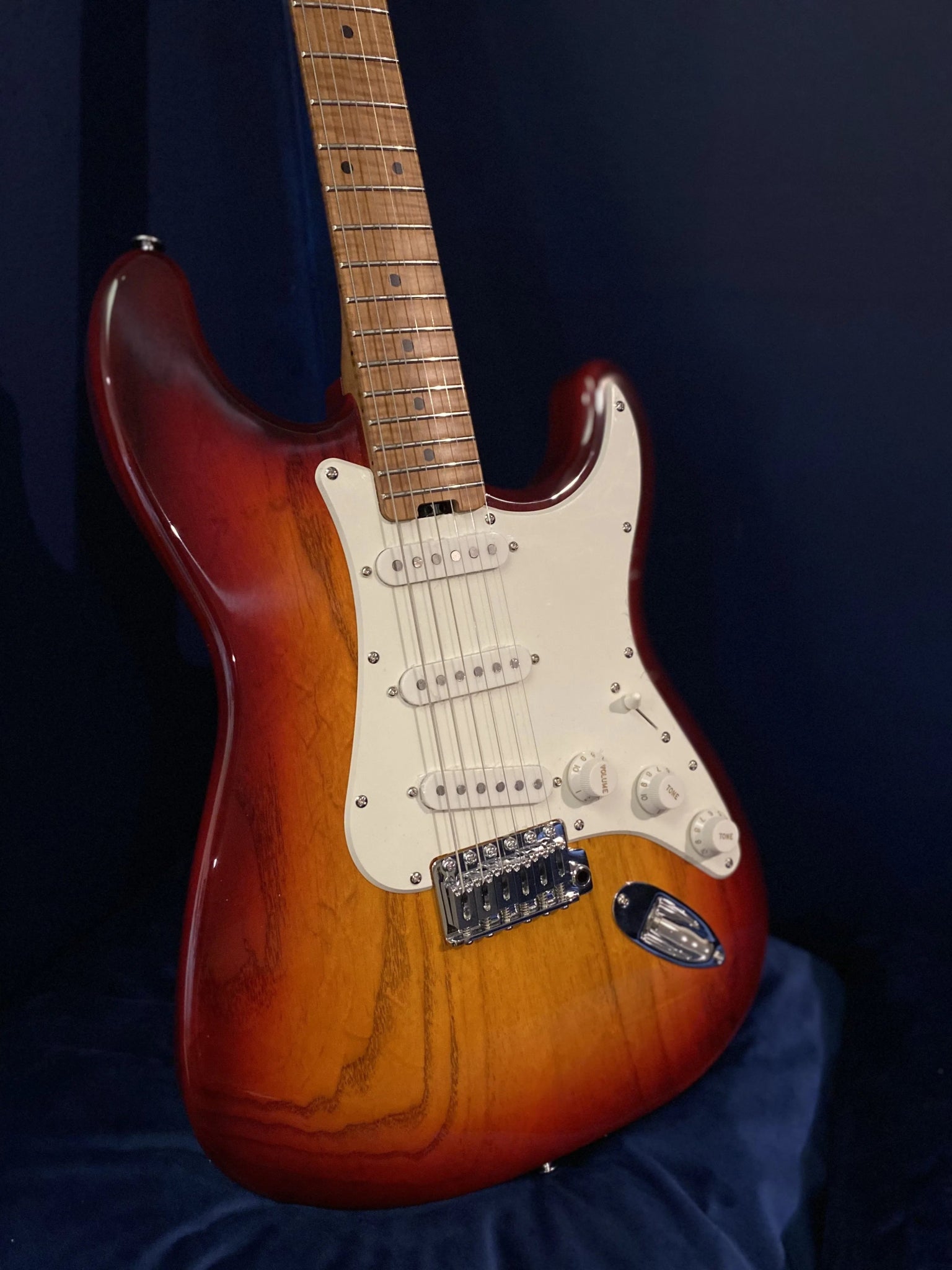 Gordon Smith Classic S Autumn Burst Swamp Ash Custom SN: 20251 - Richards Guitars Of Stratford Upon Avon