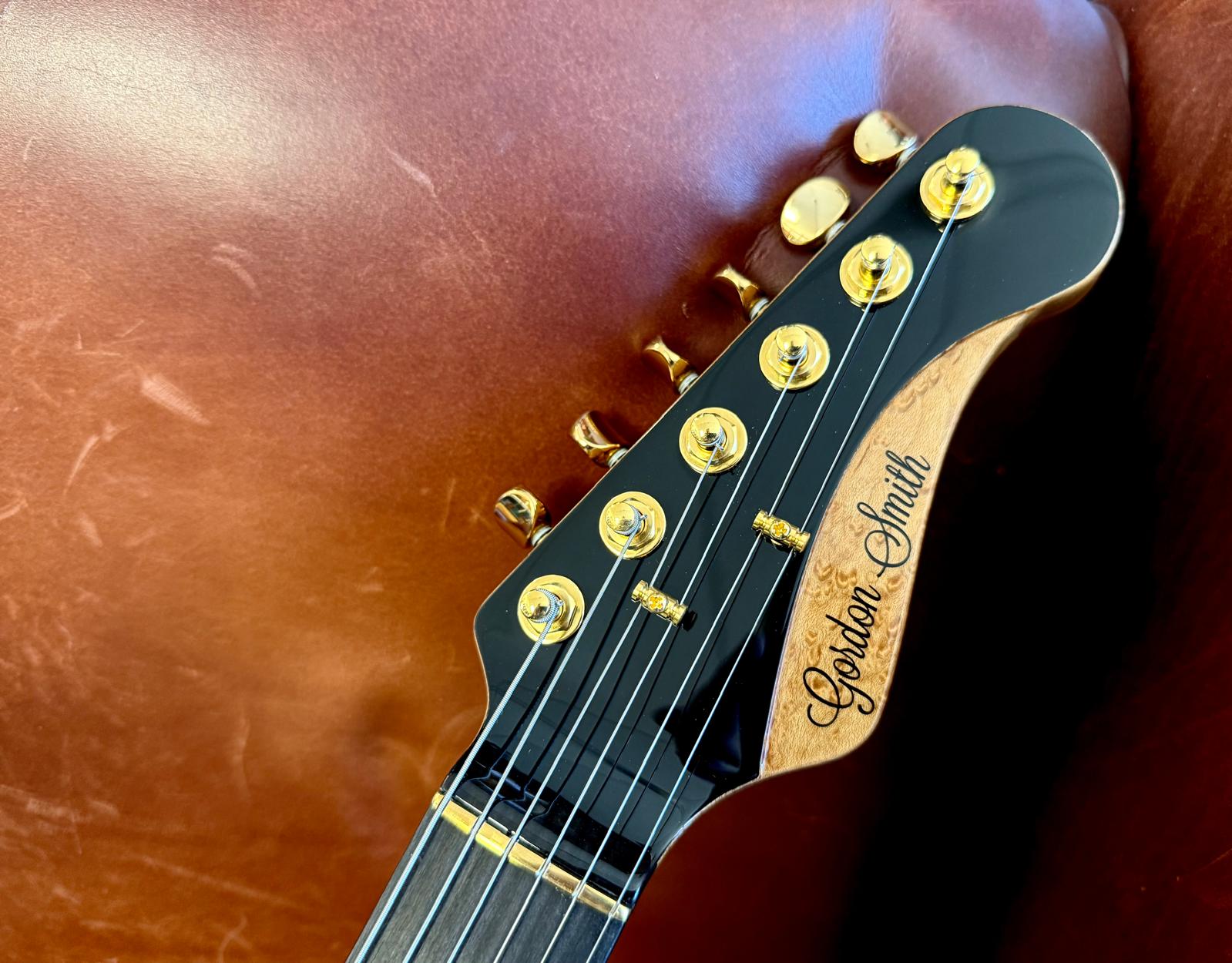 Gordon Smith Gatsby Deluxe - Jet Black - Richards Guitars Of Stratford Upon Avon