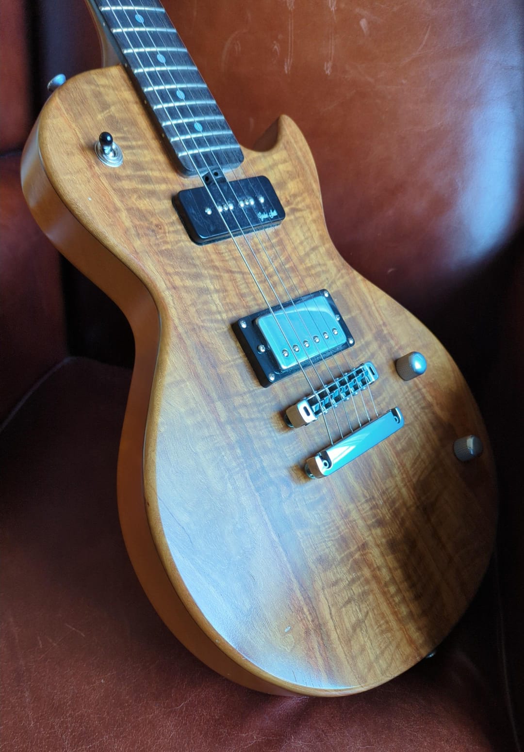 Gordon Smith GS2 Deluxe Export 2019 [used] A1 Condition - Richards Guitars Of Stratford Upon Avon