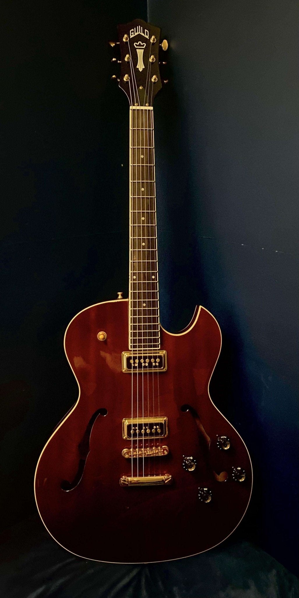 Guild STARFIRE - II DYNASONIC RB - NEW ROYAL BROWN (ONE ONLY AT THIS PRICE) - Richards Guitars Of Stratford Upon Avon