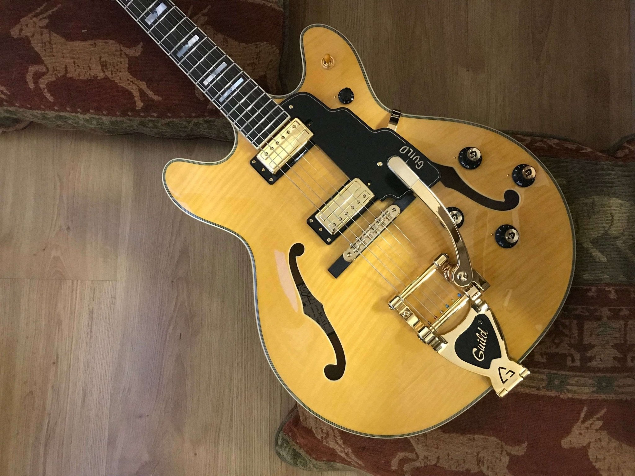 Guild STARFIRE VI FLAME MAPLE - Richards Guitars Of Stratford Upon Avon