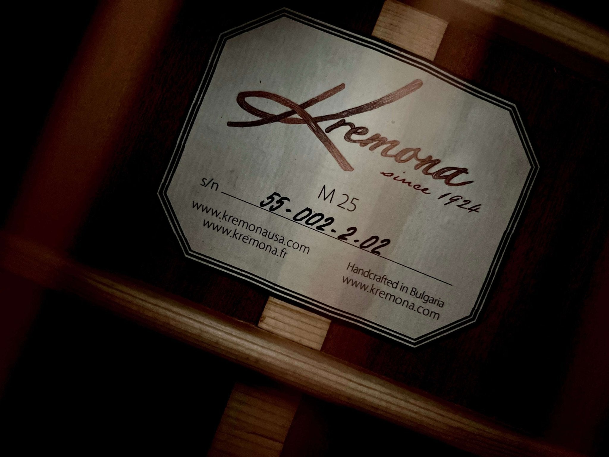 Kremona M25 Cutaway Acoustic Guitar - Richards Guitars Of Stratford Upon Avon