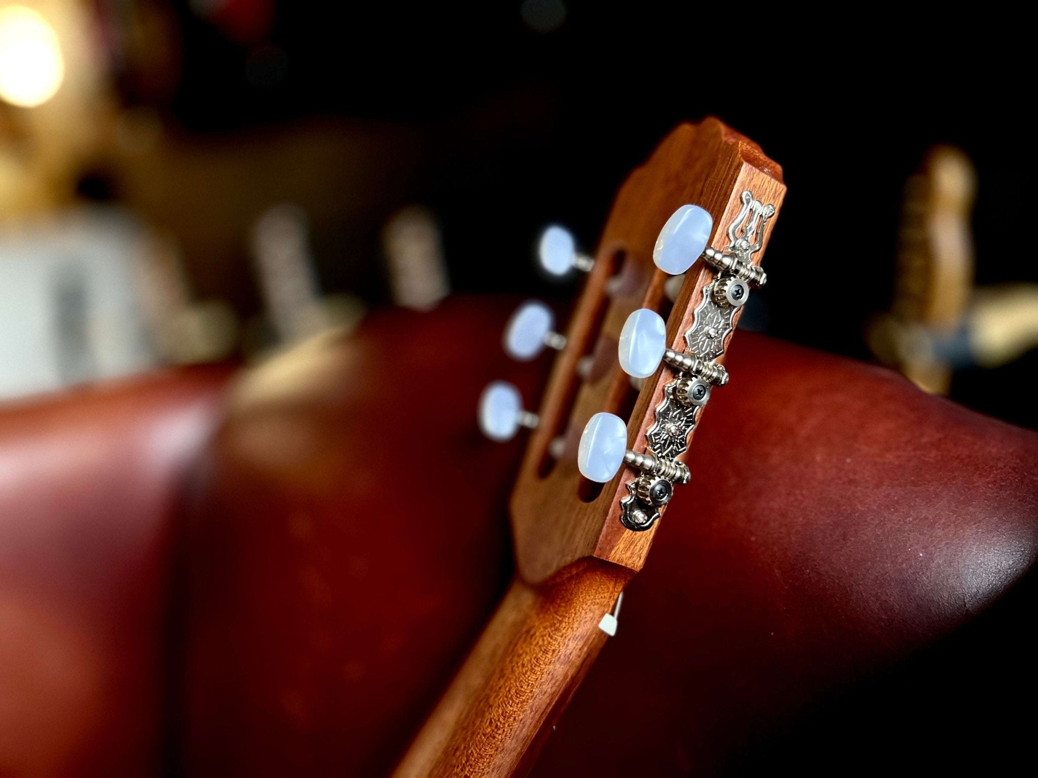 Kremona S65C - OP Open Pore, Solid Red Cedar, Sapelli Veneer - Richards Guitars Of Stratford Upon Avon