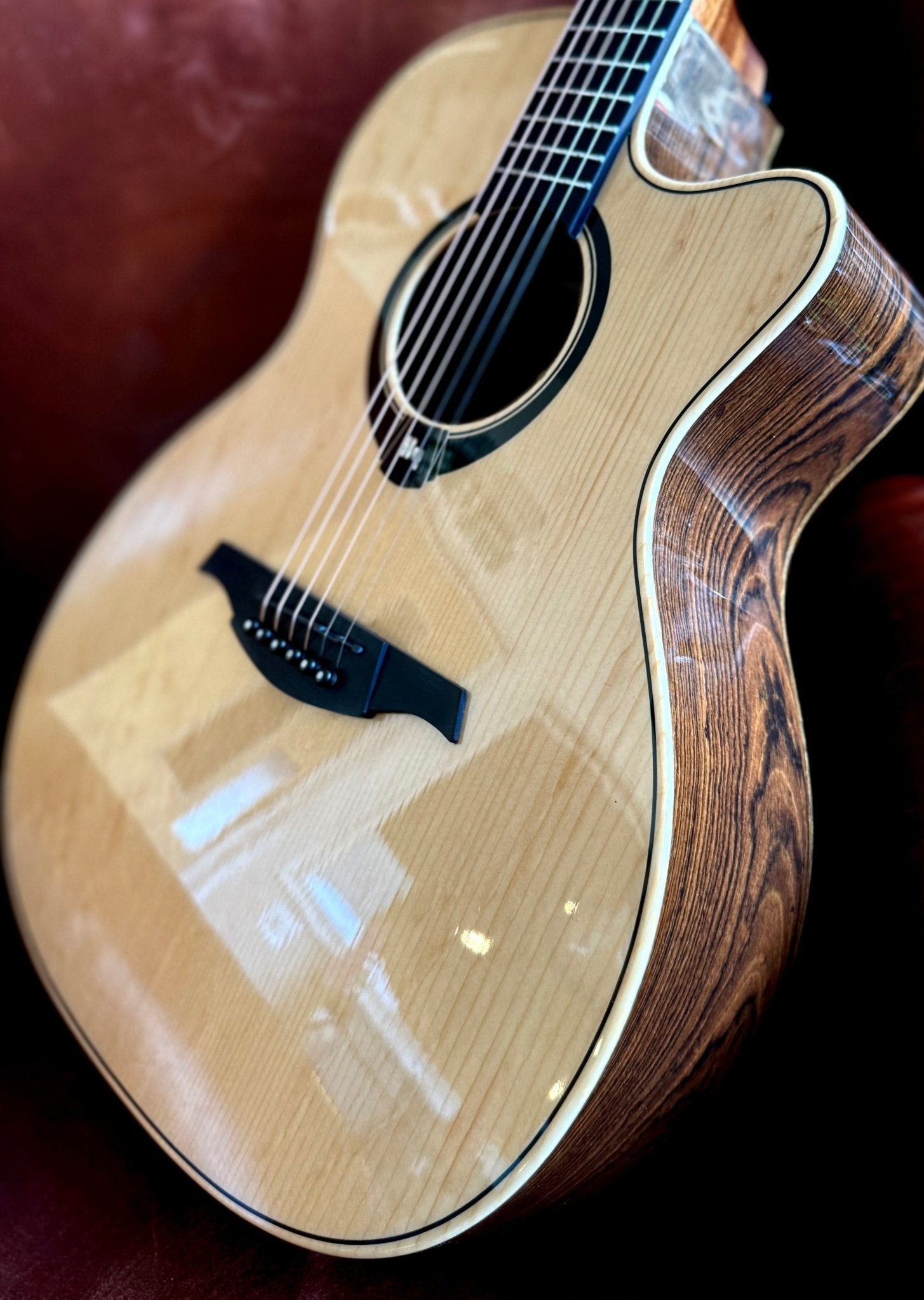 LAG HyVibe 30 H2 - Auditorium Cutaway Electro Acoustic Guitar - Richards Guitars Of Stratford Upon Avon