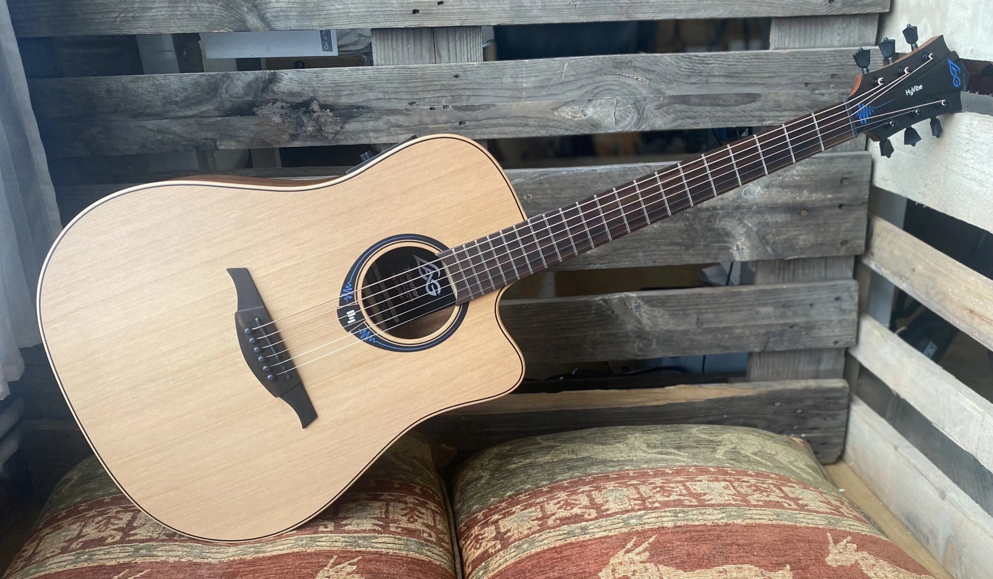 LAG Hyvibe THV10DCE Smart Guitar PLUS FREE PREMIUM HYVIBE GIGBAG (Its more than just a guitar!!!) - Richards Guitars Of Stratford Upon Avon