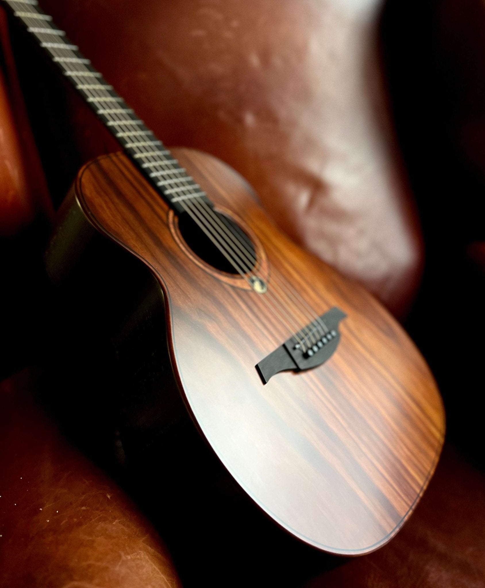 LAG Sauvage Electro Acoustic Travel Guitar - Richards Guitars Of Stratford Upon Avon