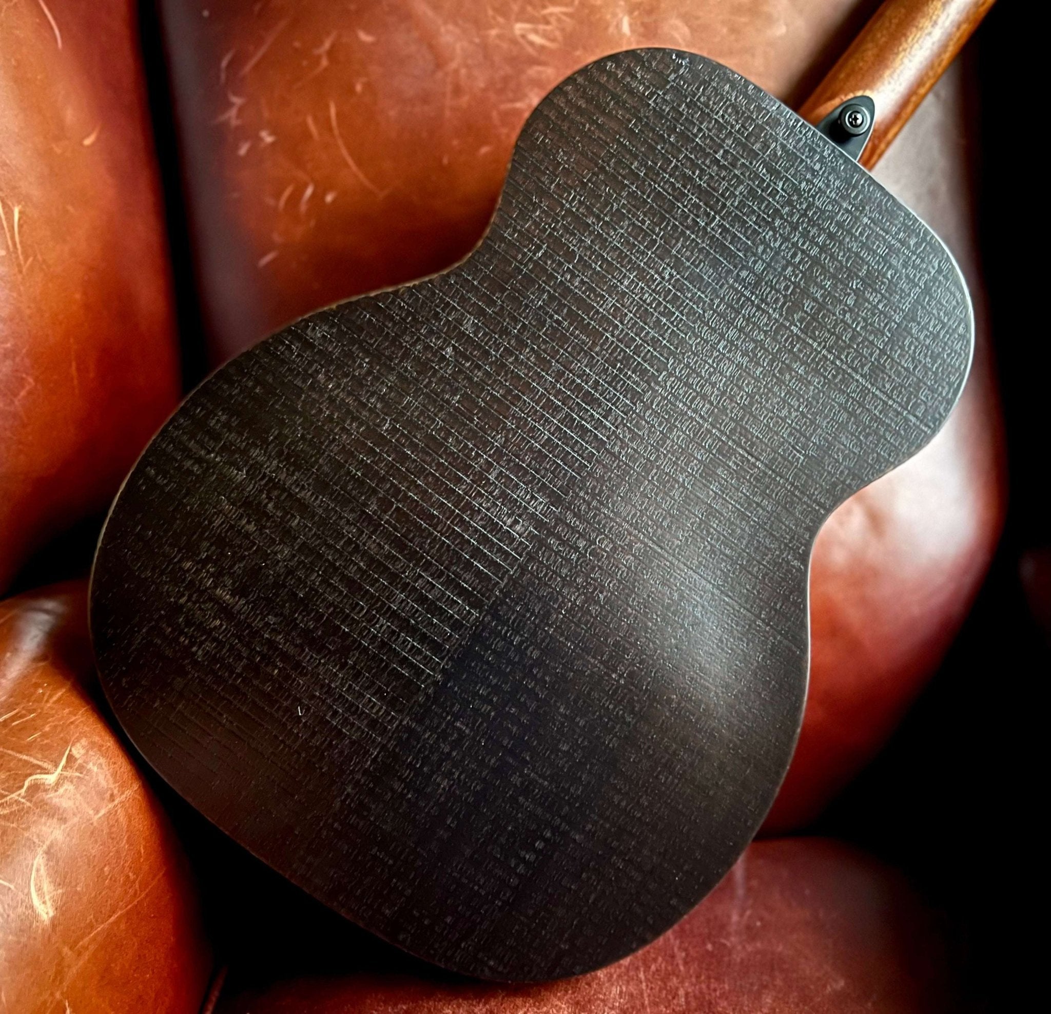 LAG Sauvage Electro Acoustic Travel Guitar - Richards Guitars Of Stratford Upon Avon