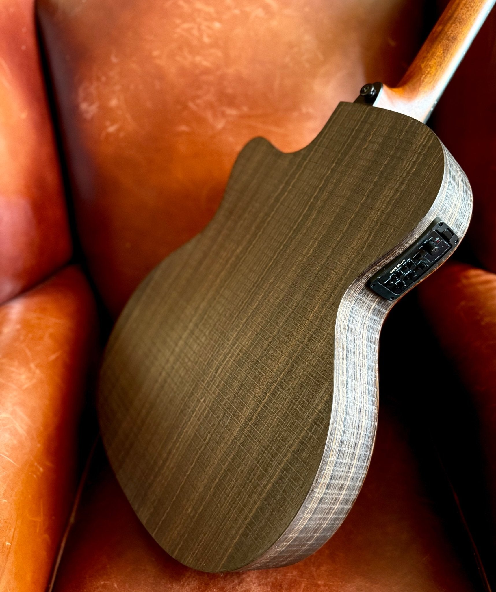 LAG Sauvage Nylon Auditorium Slim Cutaway Electro Acoustic - Richards Guitars Of Stratford Upon Avon