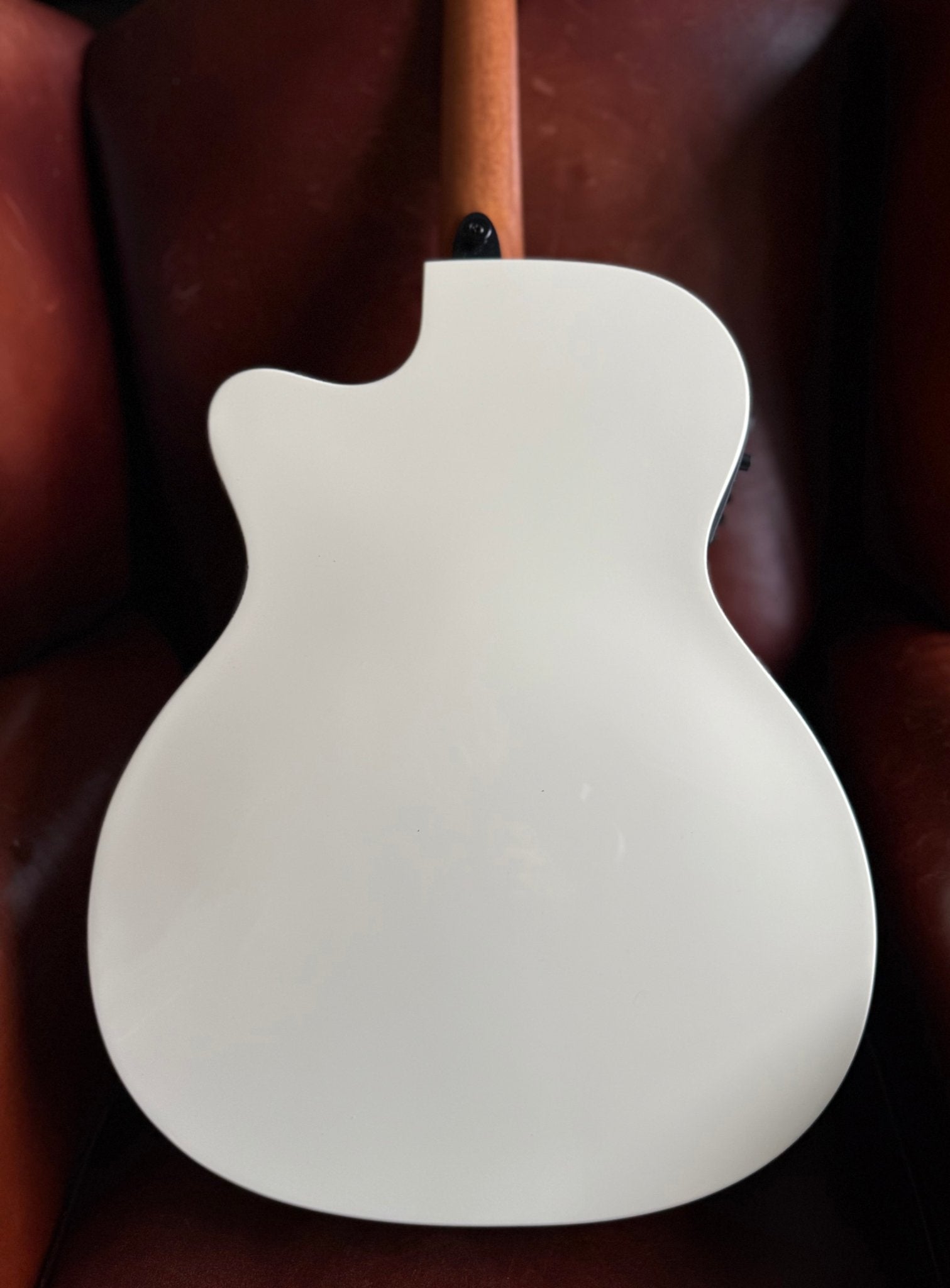 LAG T118 ASCE ivory Grand Auditorium Slimline Electro - Richards Guitars Of Stratford Upon Avon