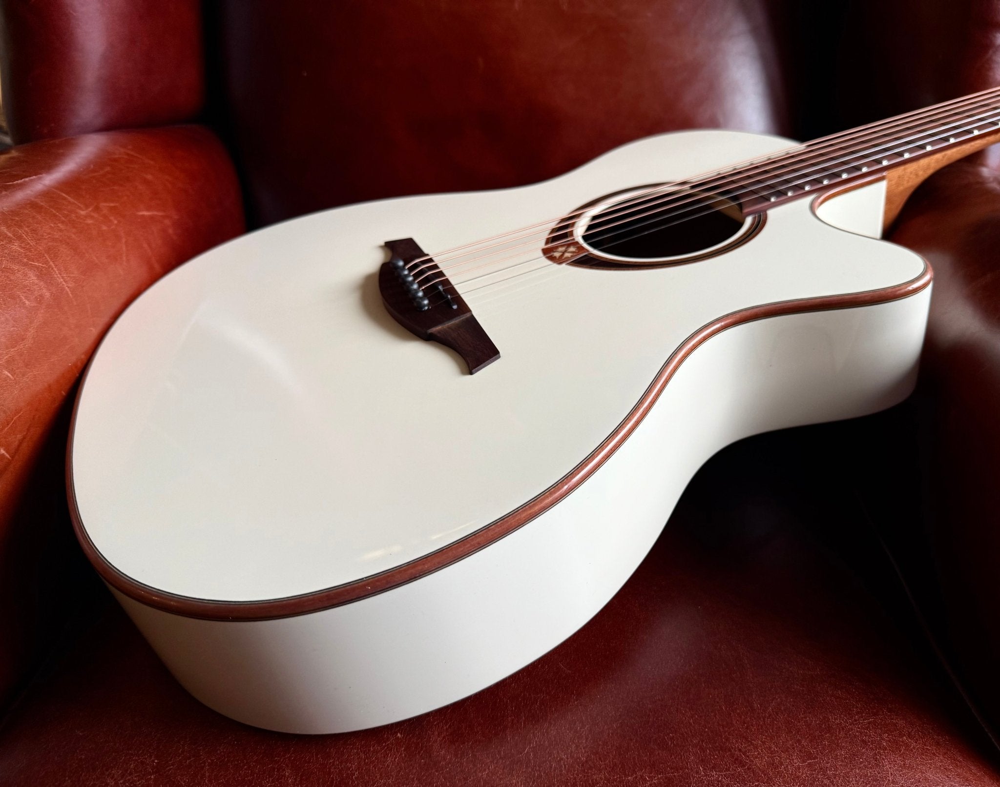 LAG T118 ASCE ivory Grand Auditorium Slimline Electro - Richards Guitars Of Stratford Upon Avon