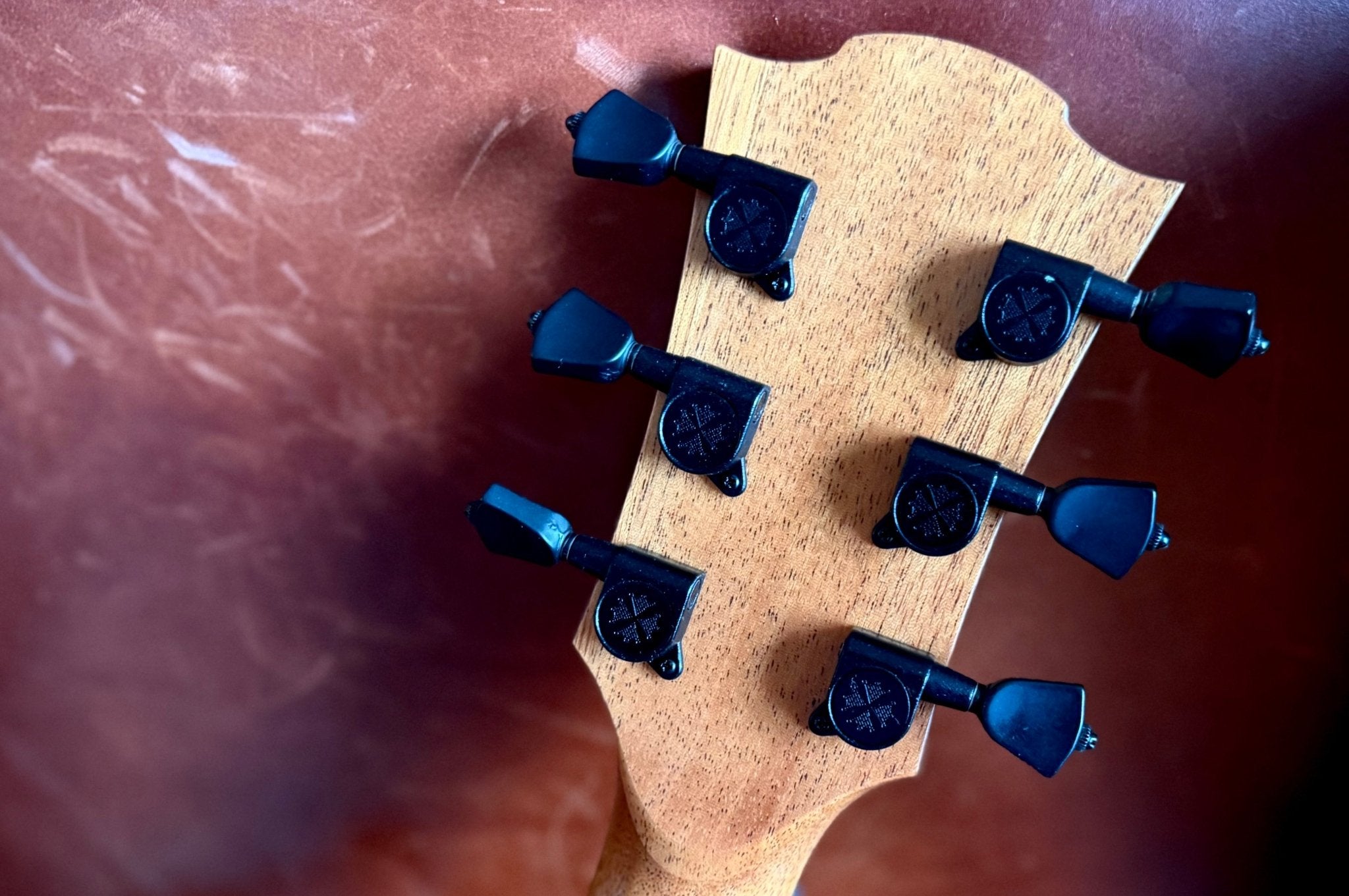 LAG TRAMONTANE 118 T118ASCE - BRS AUDITORIUM SLIM CUT ELECTRO BROWN SHADOWw' £225 Custom Pro Setup Package Included - Richards Guitars Of Stratford Upon Avon