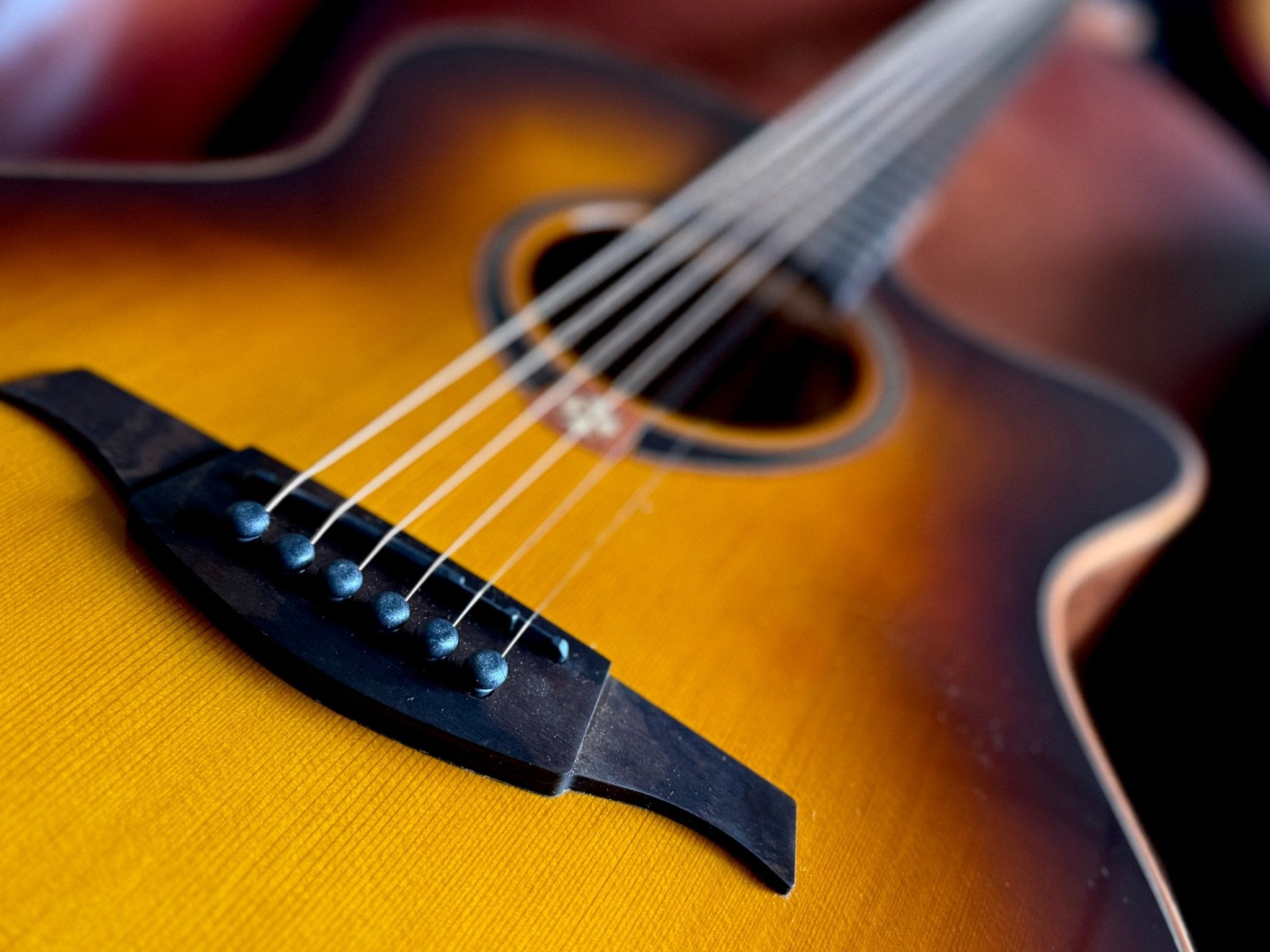 LAG TRAMONTANE 118 T118ASCE - BRS AUDITORIUM SLIM CUT ELECTRO BROWN SHADOWw' £225 Custom Pro Setup Package Included - Richards Guitars Of Stratford Upon Avon