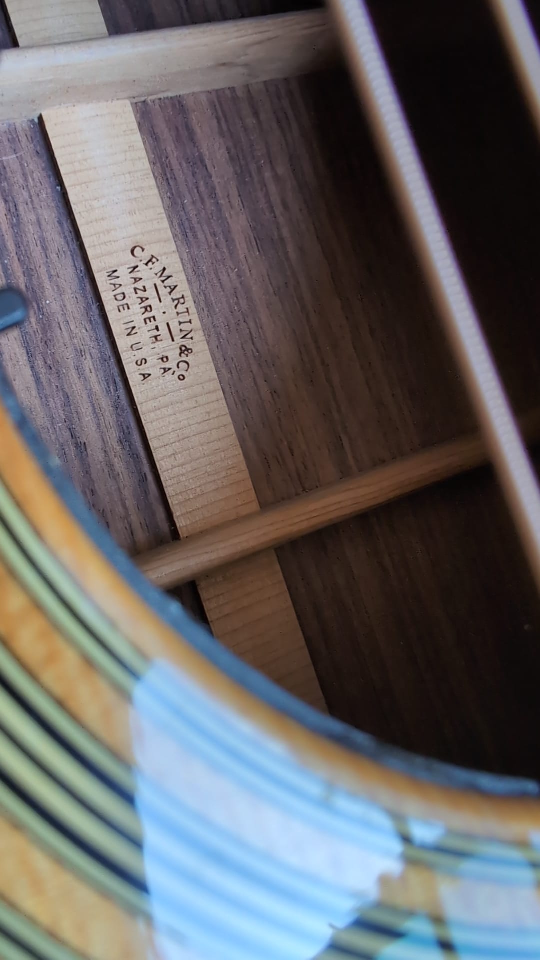 Martin OOO - VS (Used) - Richards Guitars Of Stratford Upon Avon