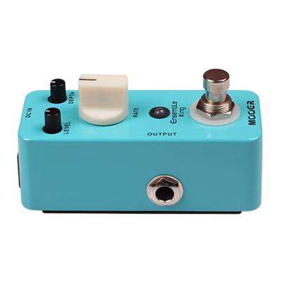 MOOER ENSEMBLE KING ANALOG CHORUS PEDAL - Richards Guitars Of Stratford Upon Avon