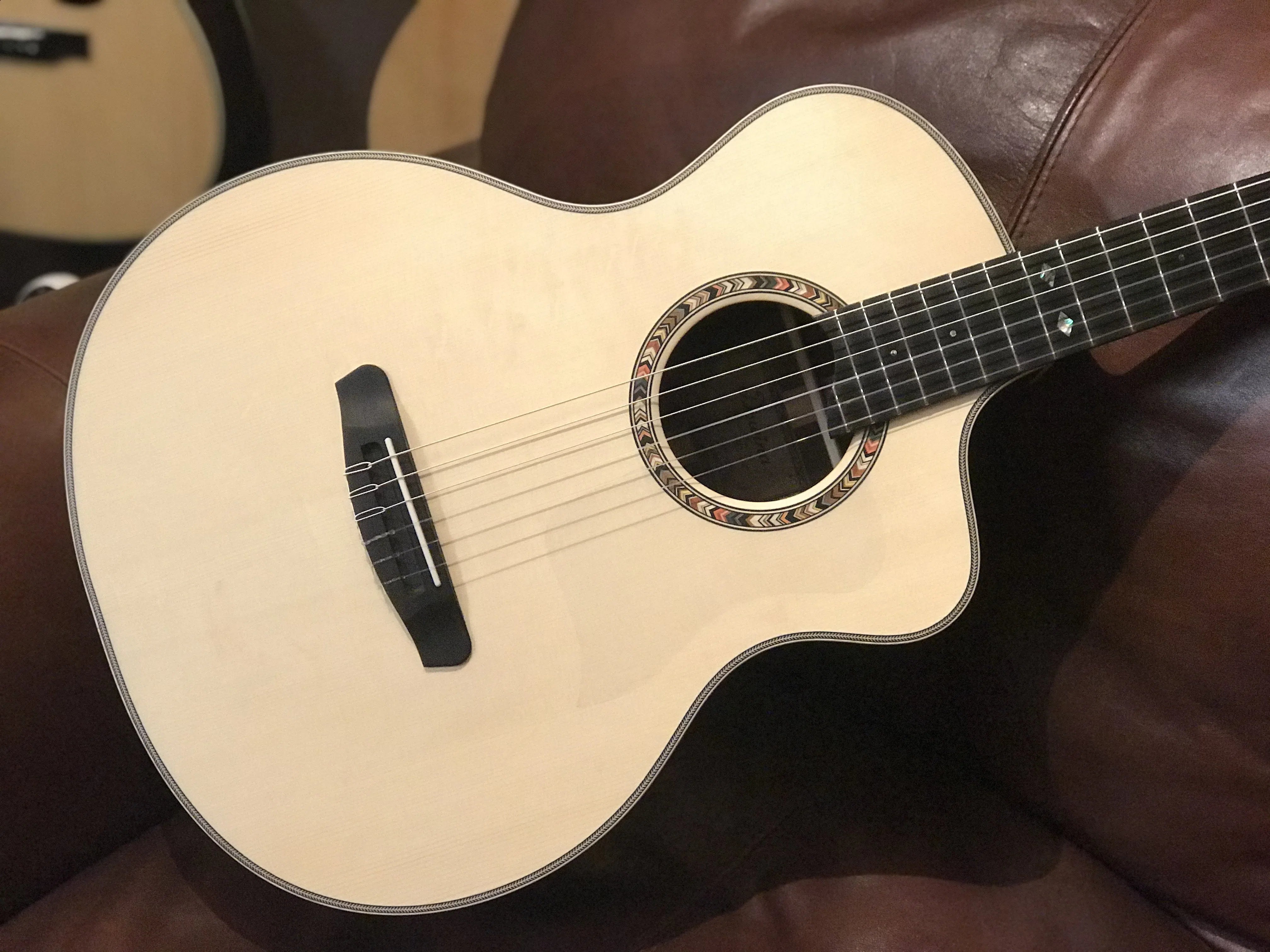 Dowina Rosewood (Ceres) HC-S Hybrid Nylon String Cutaway, Nylon Strung Guitar for sale at Richards Guitars.