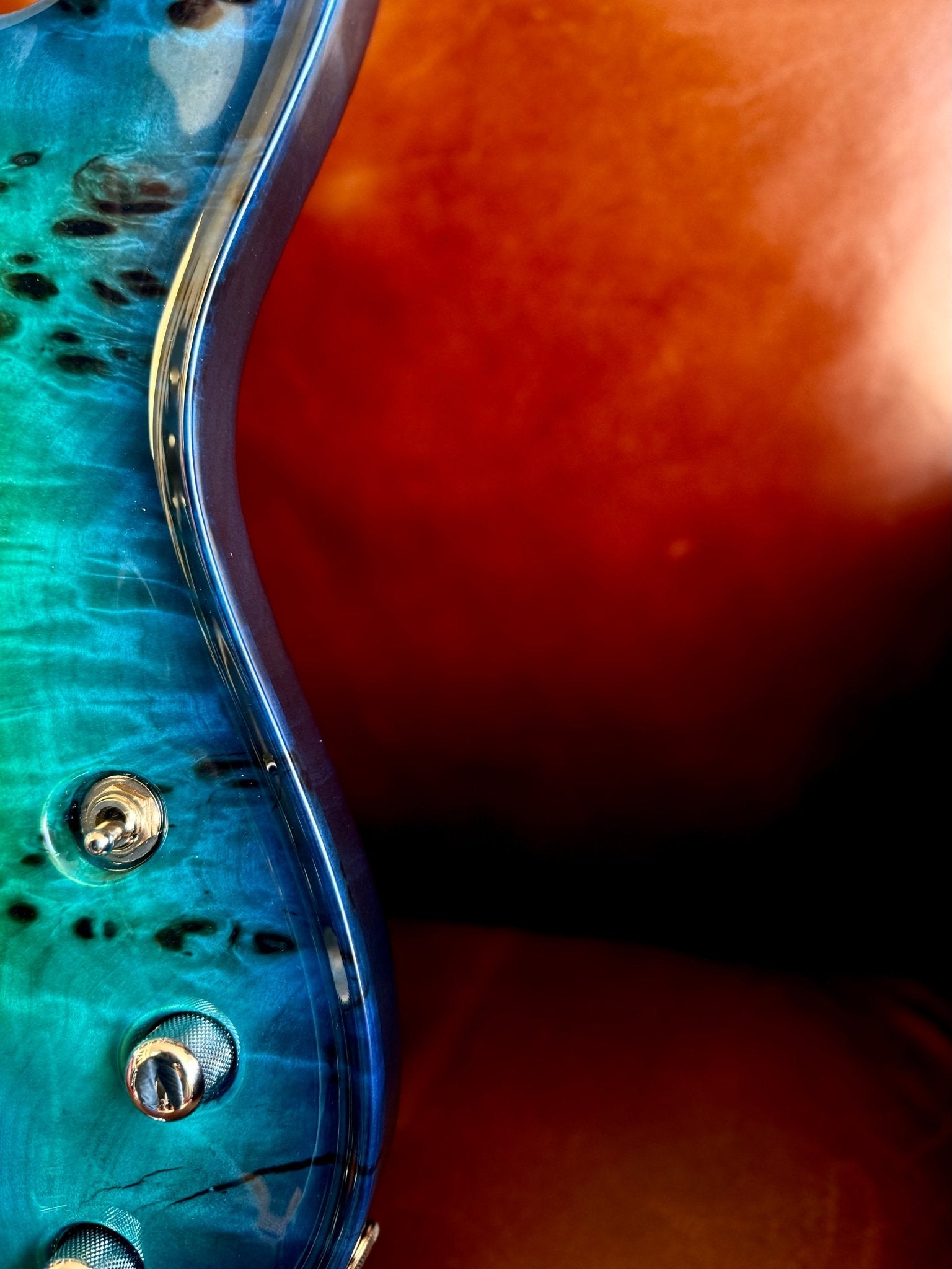 Valenti Nebula “Paradise” - Richards Guitars Of Stratford Upon Avon