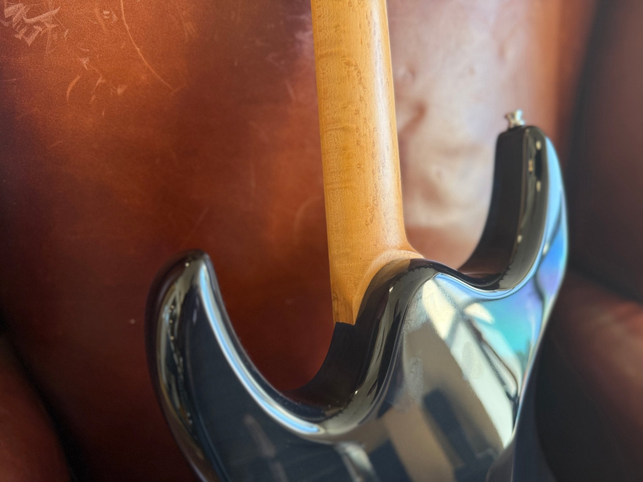 Valenti Nebula “Paradise” - Richards Guitars Of Stratford Upon Avon