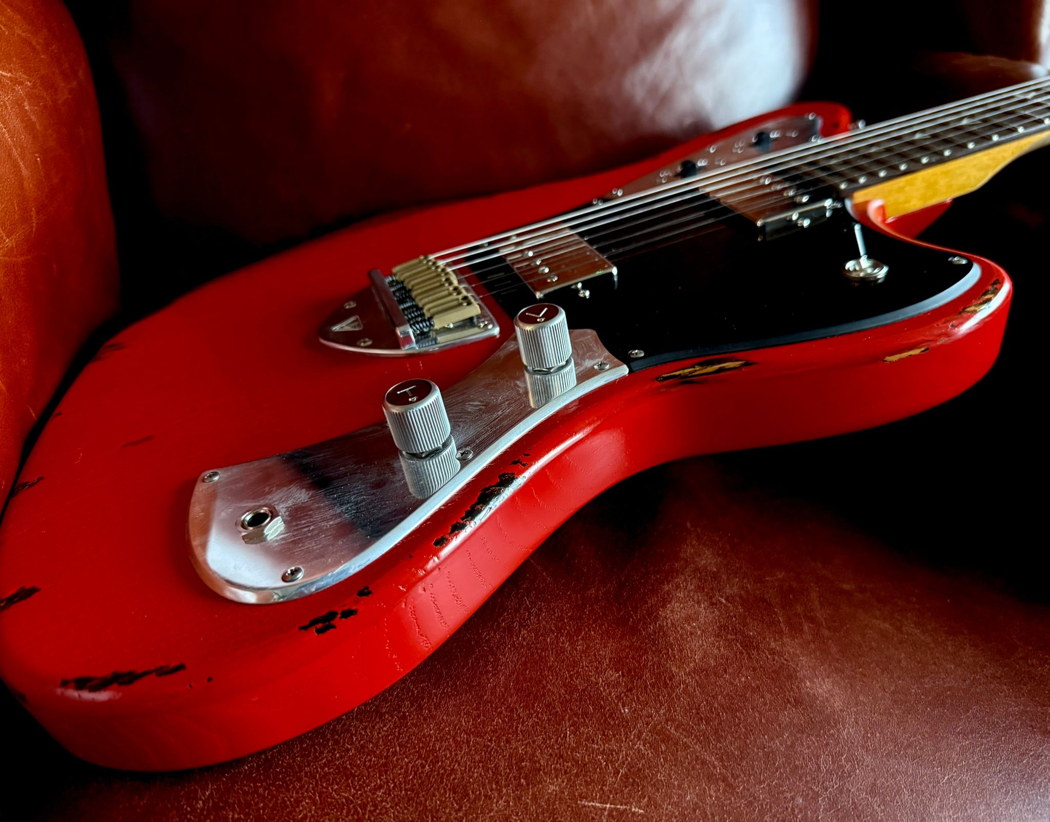 Valiant Jupiter "Dual Coat" Fiesta Red Barhat Distressed - Richards Guitars Of Stratford Upon Avon