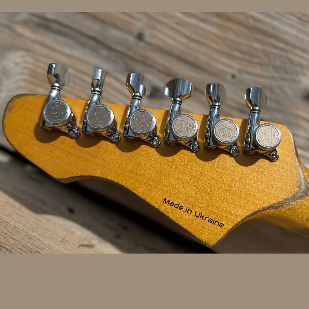 Valiant Soothsayer Distressed Vintage Burst W' Stainless Steel Fret Upgrade - Richards Guitars Of Stratford Upon Avon