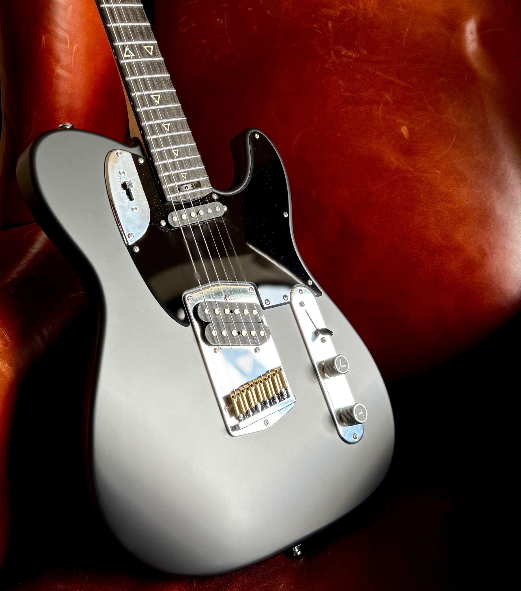Valiant Titan Black Satin With Stainless Steel Frets Upgrade - Richards Guitars Of Stratford Upon Avon