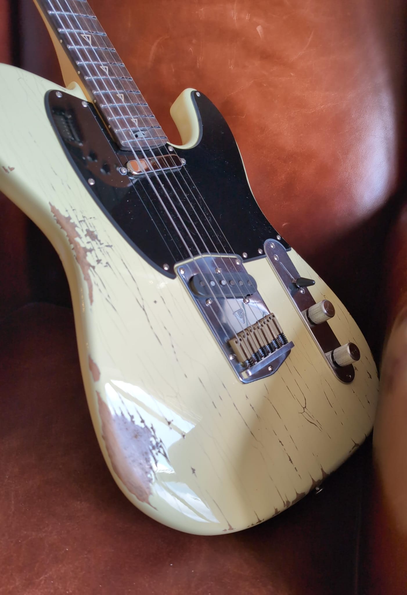 Valiant Titan, Distressed Ginger Cream Gloss Electric Guitar - Richards Guitars Of Stratford Upon Avon