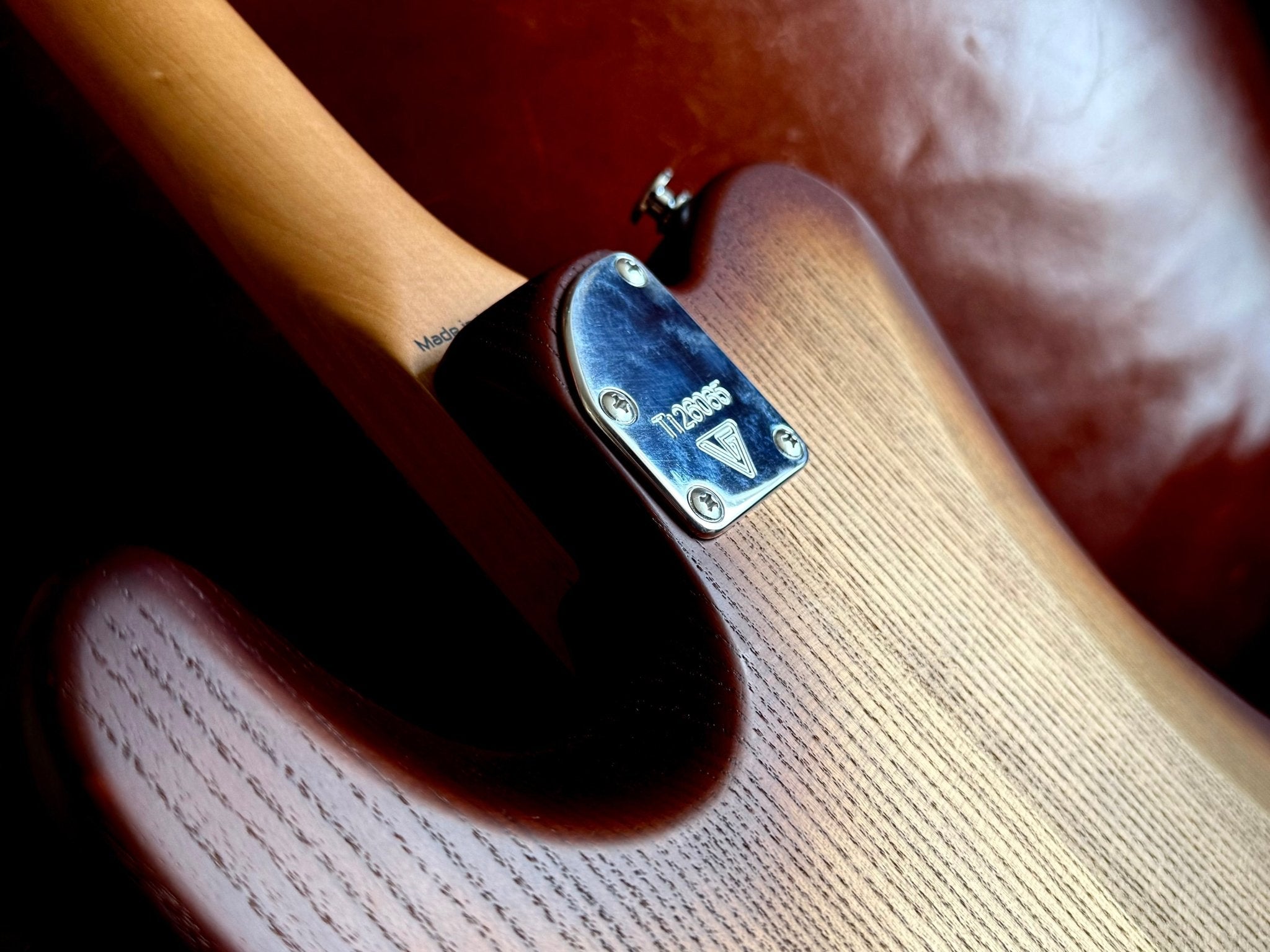 Valiant Titan SC With Stainless Steel Frets Upgrade Ebony Neck - Richards Guitars Of Stratford Upon Avon