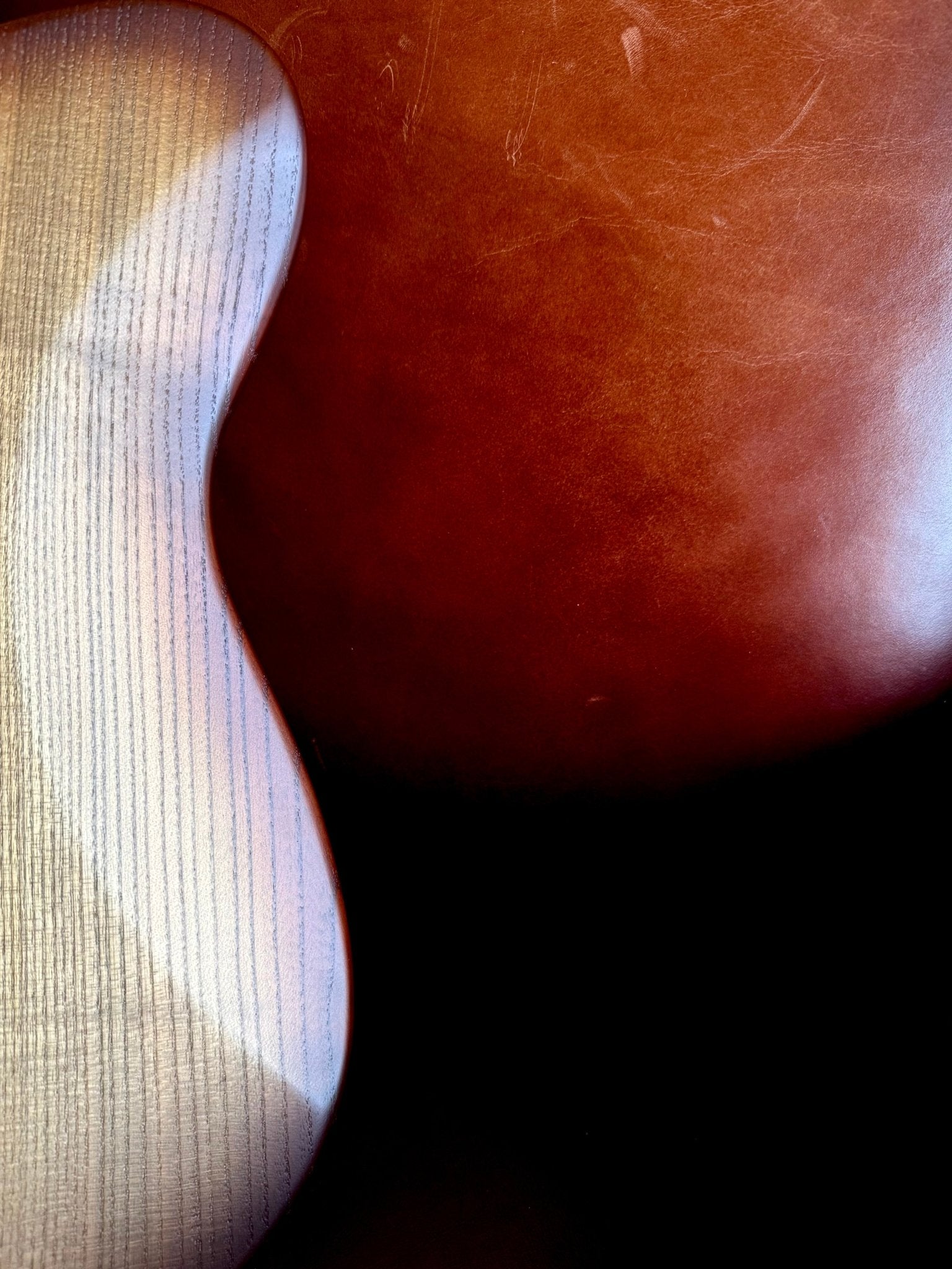 Valiant Titan SC With Stainless Steel Frets Upgrade Ebony Neck - Richards Guitars Of Stratford Upon Avon