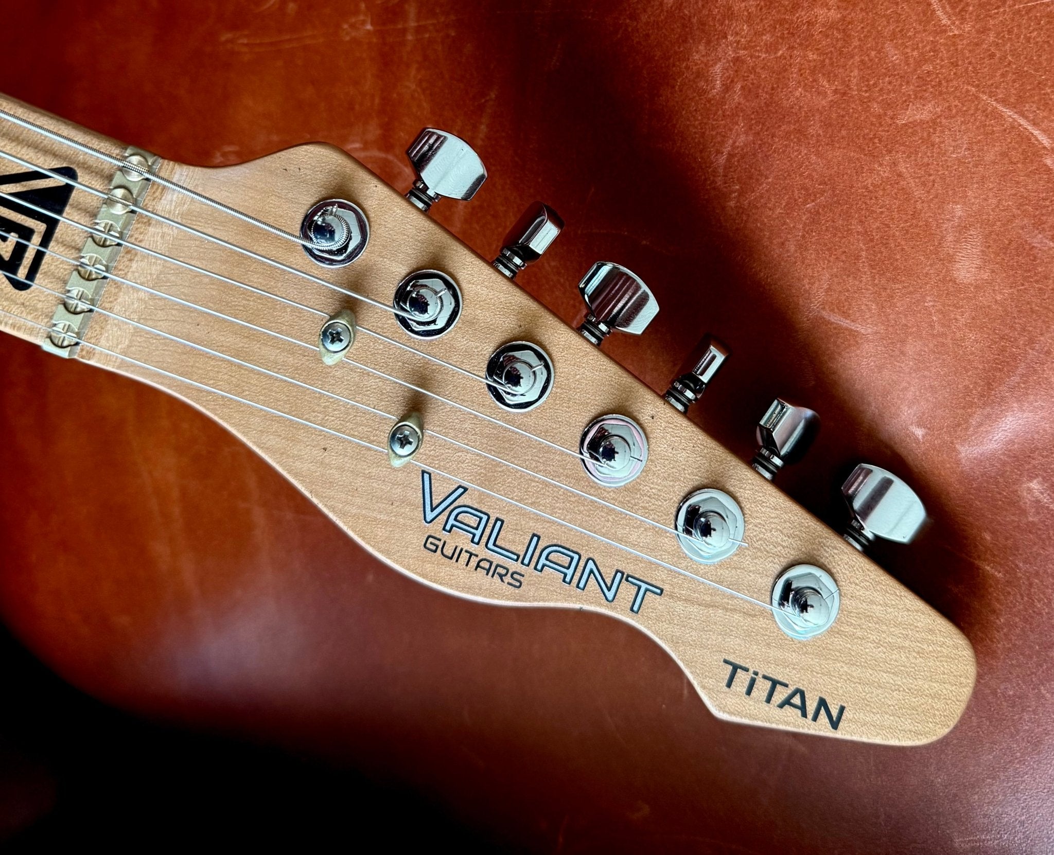 Valiant Titan SC With Stainless Steel Frets Upgrade Ebony Neck - Richards Guitars Of Stratford Upon Avon