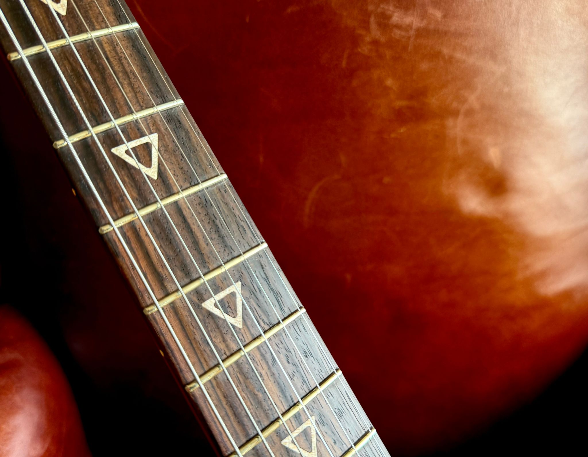 Valiant Titan Sunburst With Stainless Steel Frets Upgrade - Richards Guitars Of Stratford Upon Avon