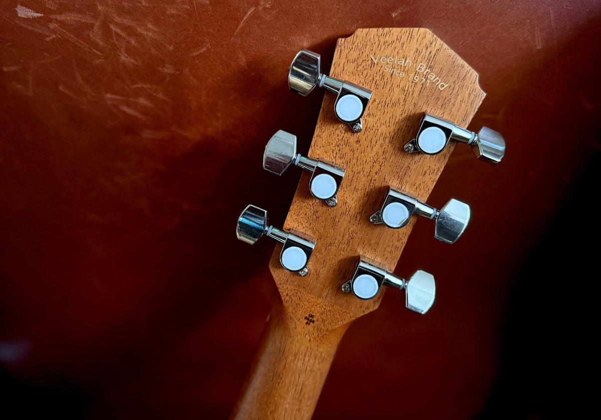 Veelah V1 GAC Solid Top Spruce Acoustic Guitar w/ Gig Bag - Richards Guitars Of Stratford Upon Avon