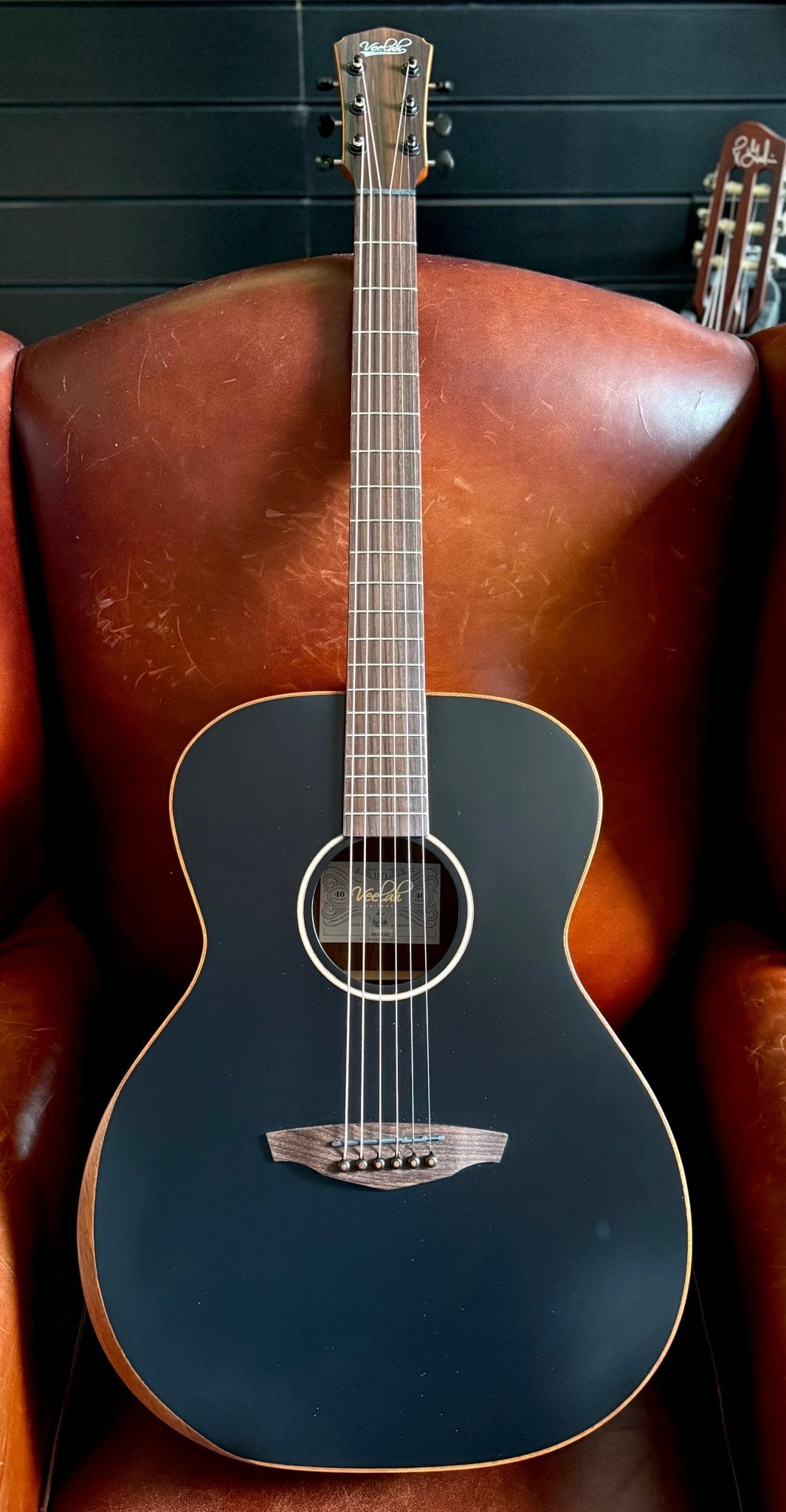 Veelah V4 OM Solid Top Rosewood Armrest Satin Black Acoustic Guitar w/ Gig Bag - Richards Guitars Of Stratford Upon Avon