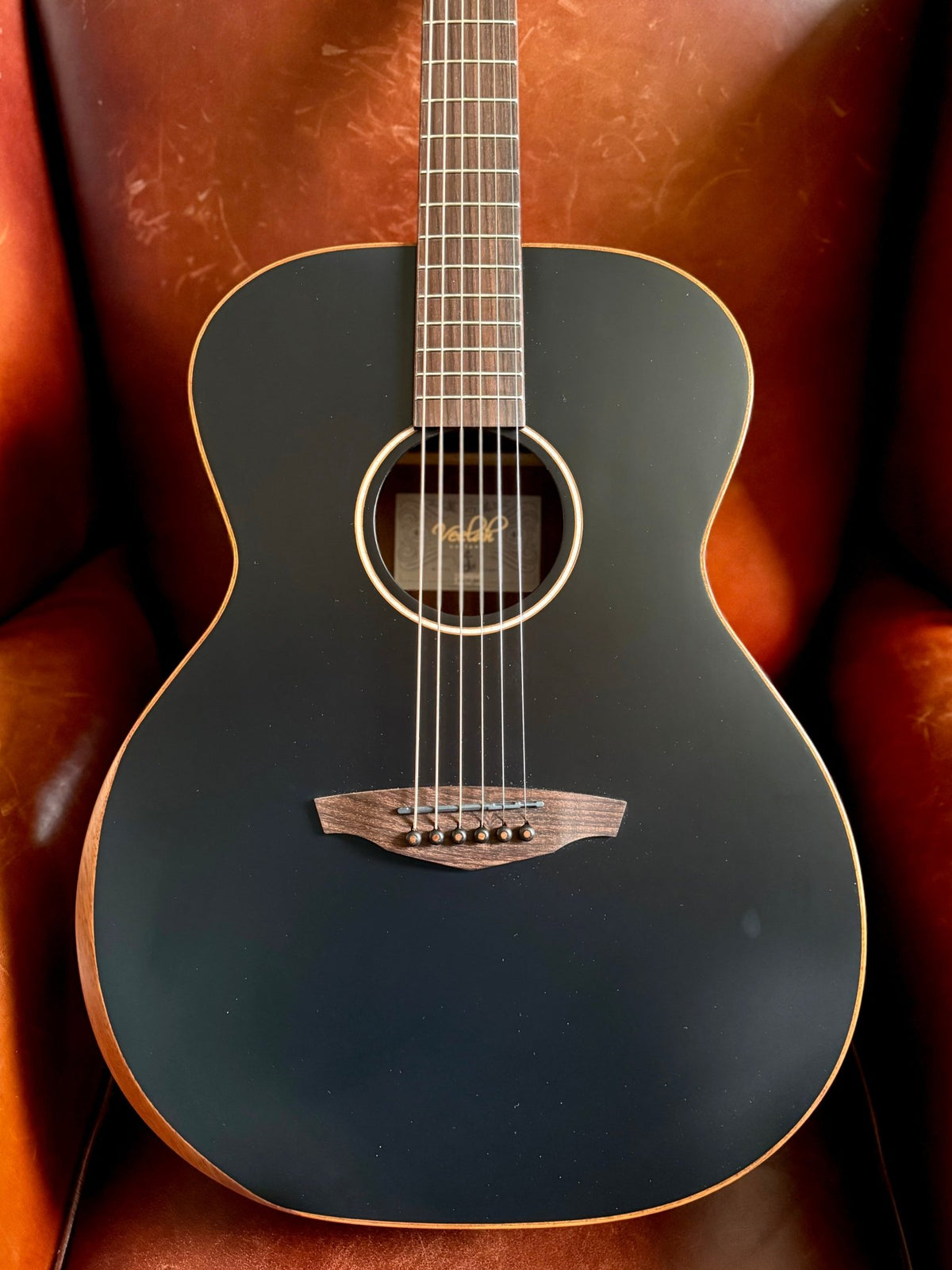 Veelah V4 OM Solid Top Rosewood Armrest Satin Black Acoustic Guitar w/ Gig Bag - Richards Guitars Of Stratford Upon Avon
