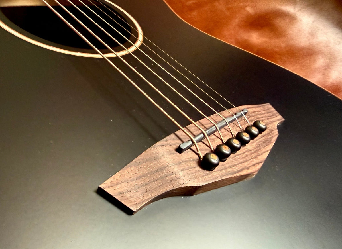 Veelah V4 OM Solid Top Rosewood Armrest Satin Black Acoustic Guitar w/ Gig Bag - Richards Guitars Of Stratford Upon Avon