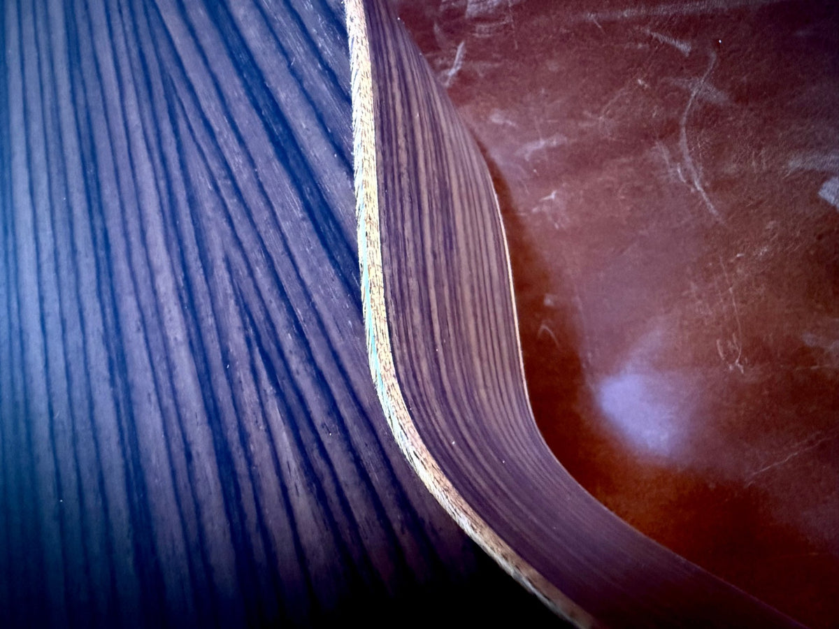 Veelah V4 OM Solid Top Rosewood Armrest Satin Black Acoustic Guitar w/ Gig Bag - Richards Guitars Of Stratford Upon Avon